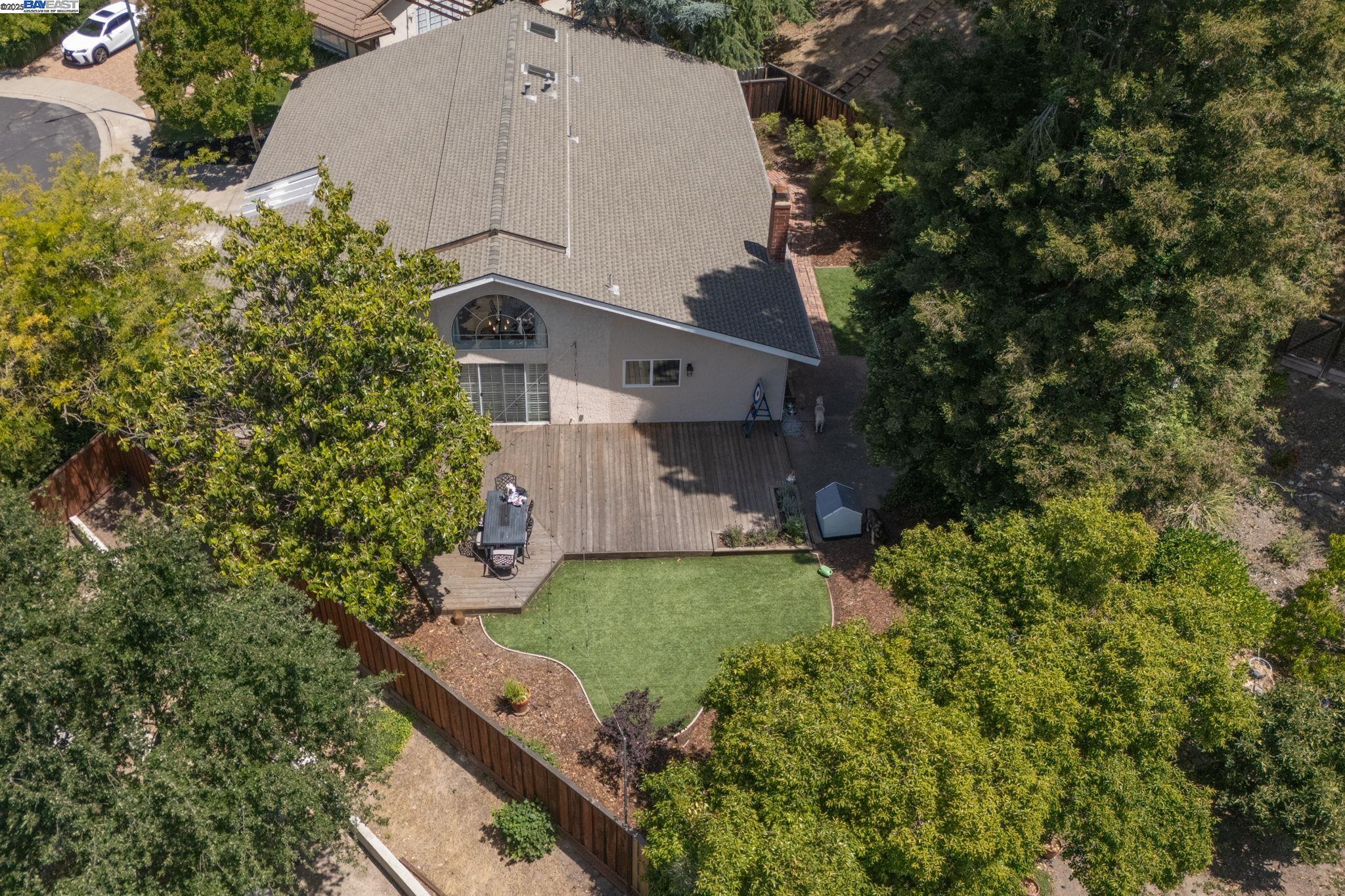 1021 Knightwood Ct