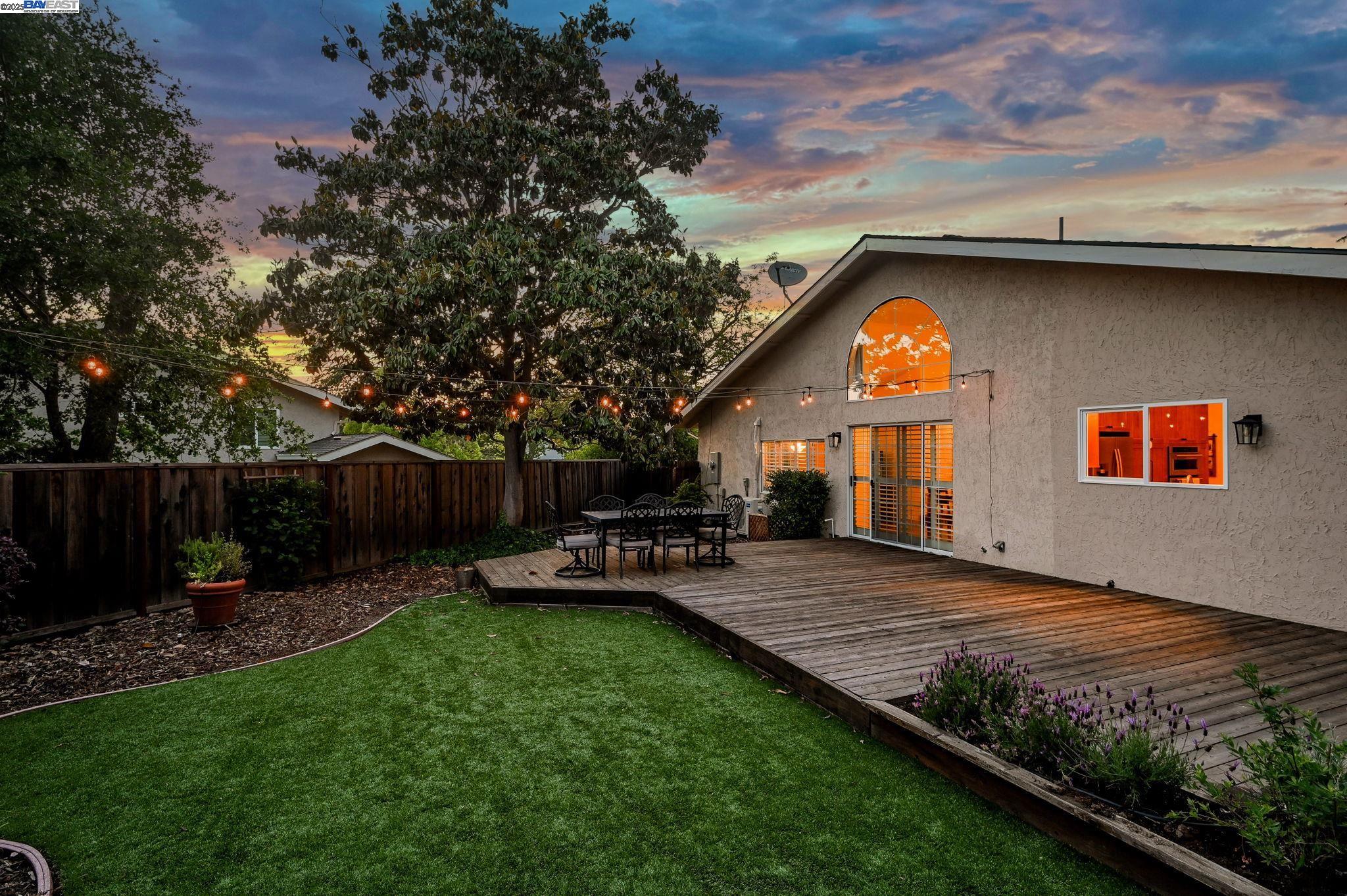 1021 Knightwood Ct