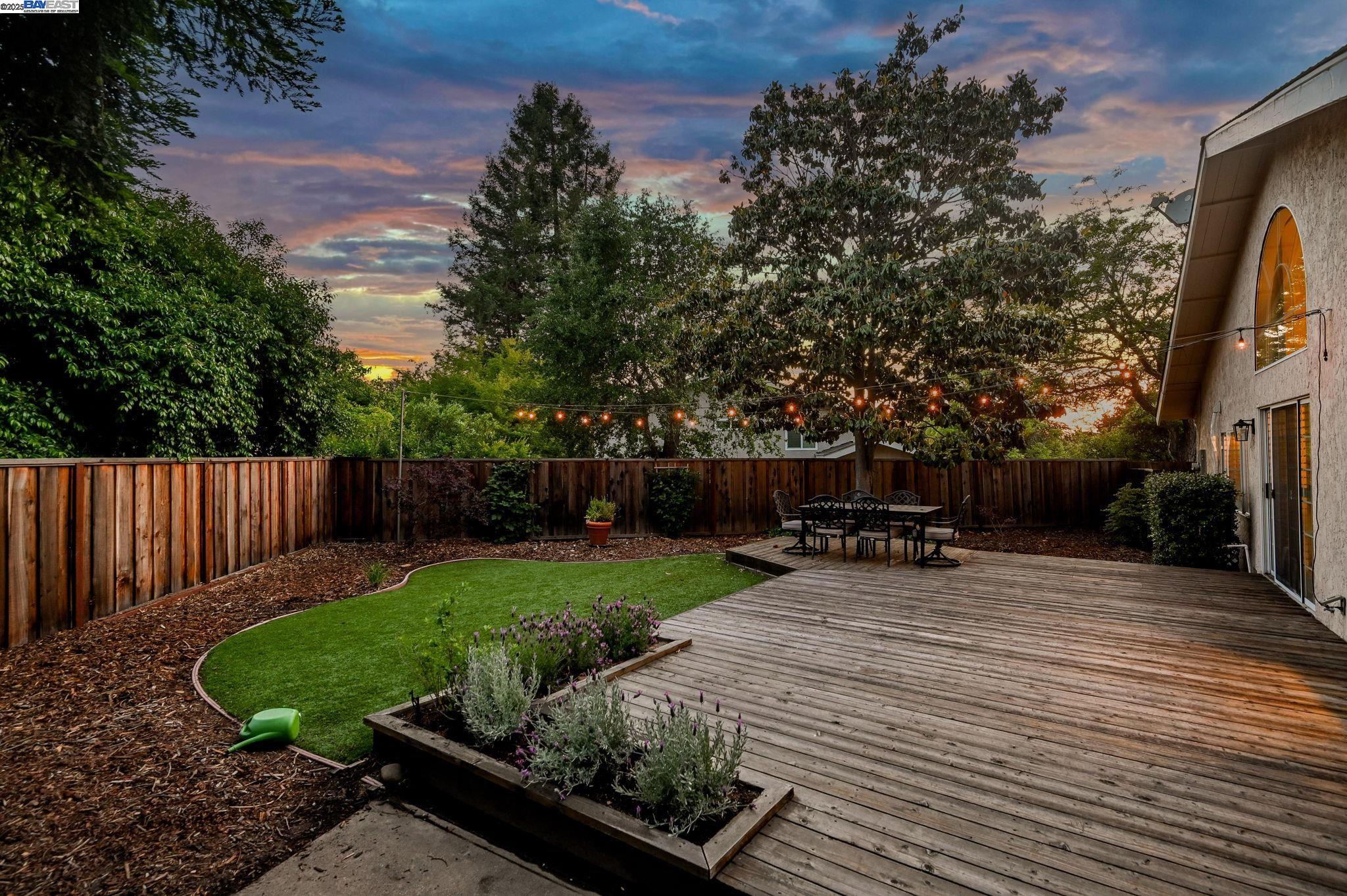 1021 Knightwood Ct
