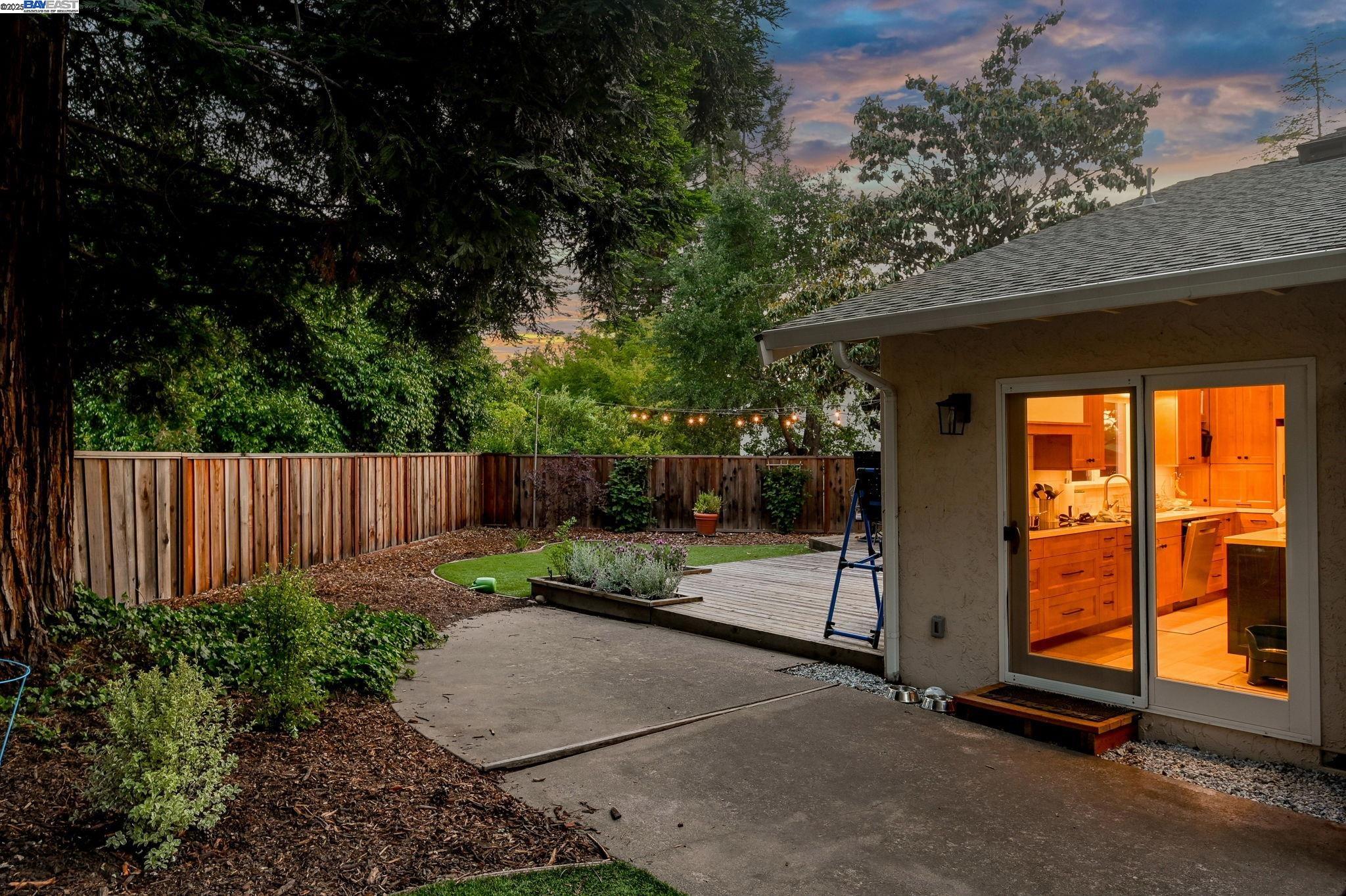 1021 Knightwood Ct