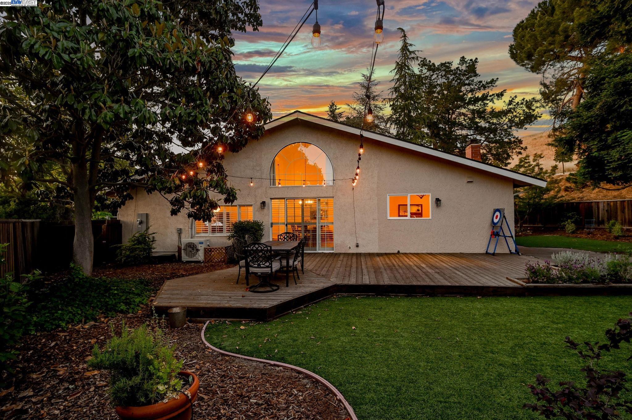 1021 Knightwood Ct