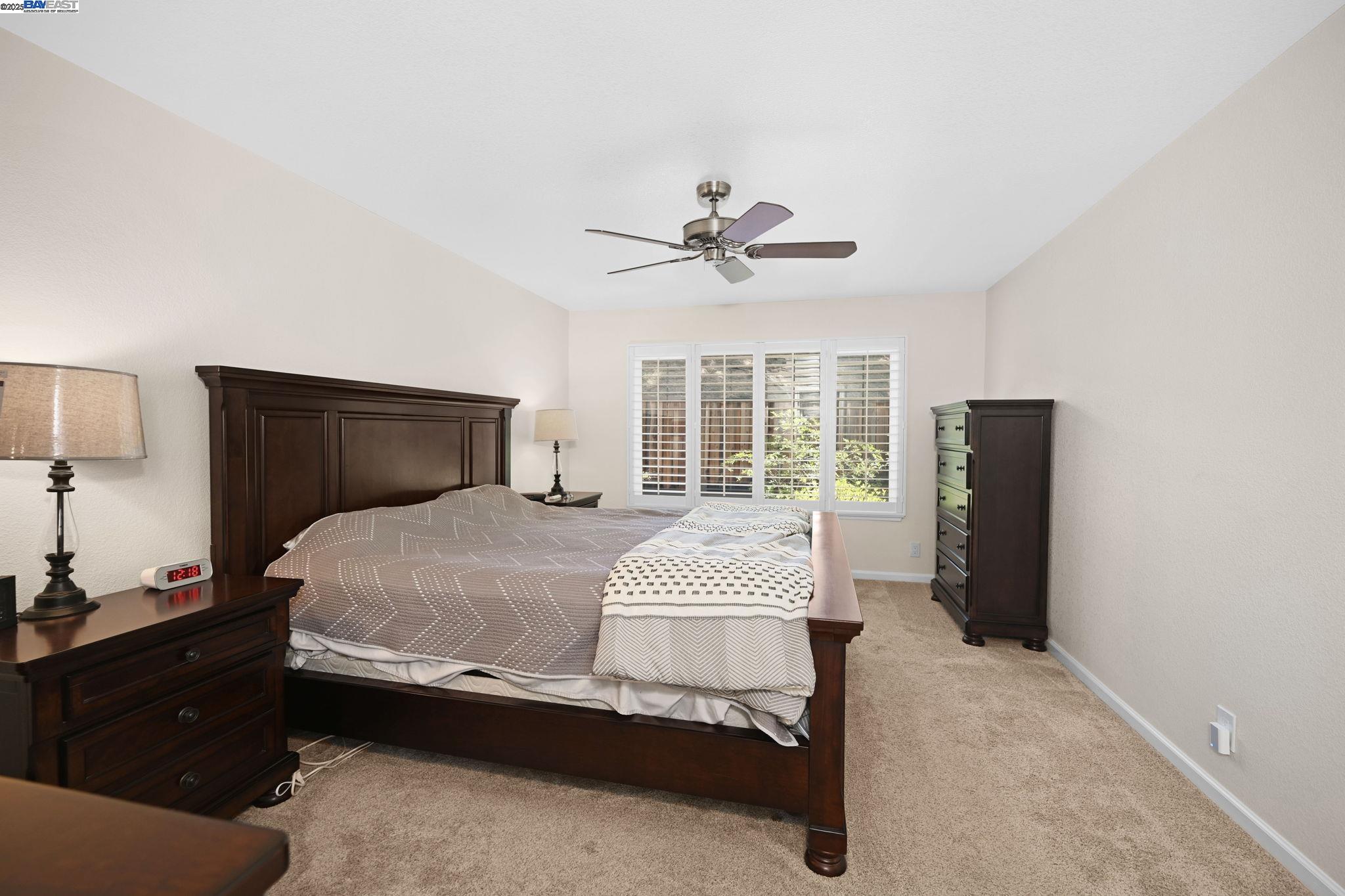 1021 Knightwood Ct