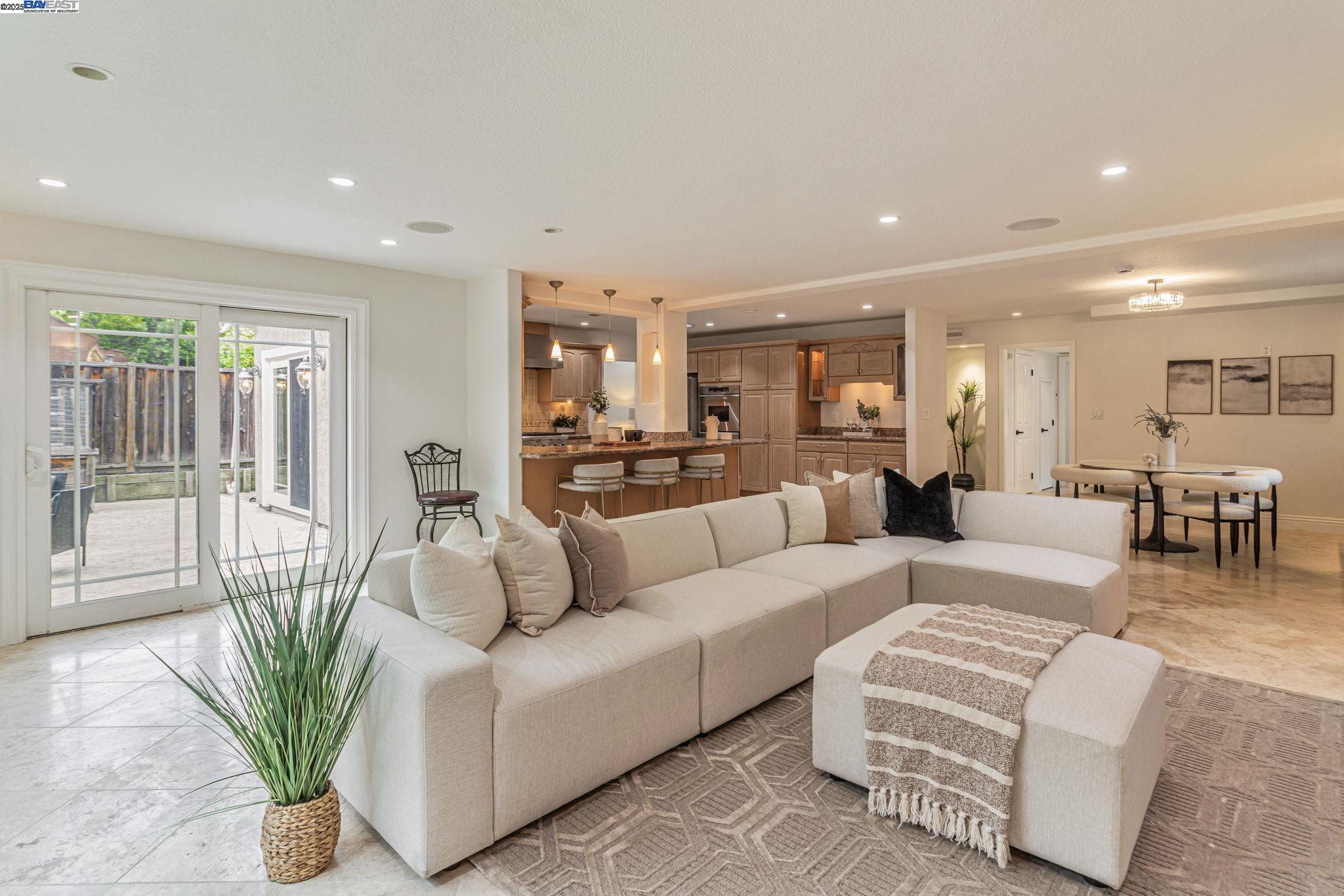 19052 Mount Lassen Drive