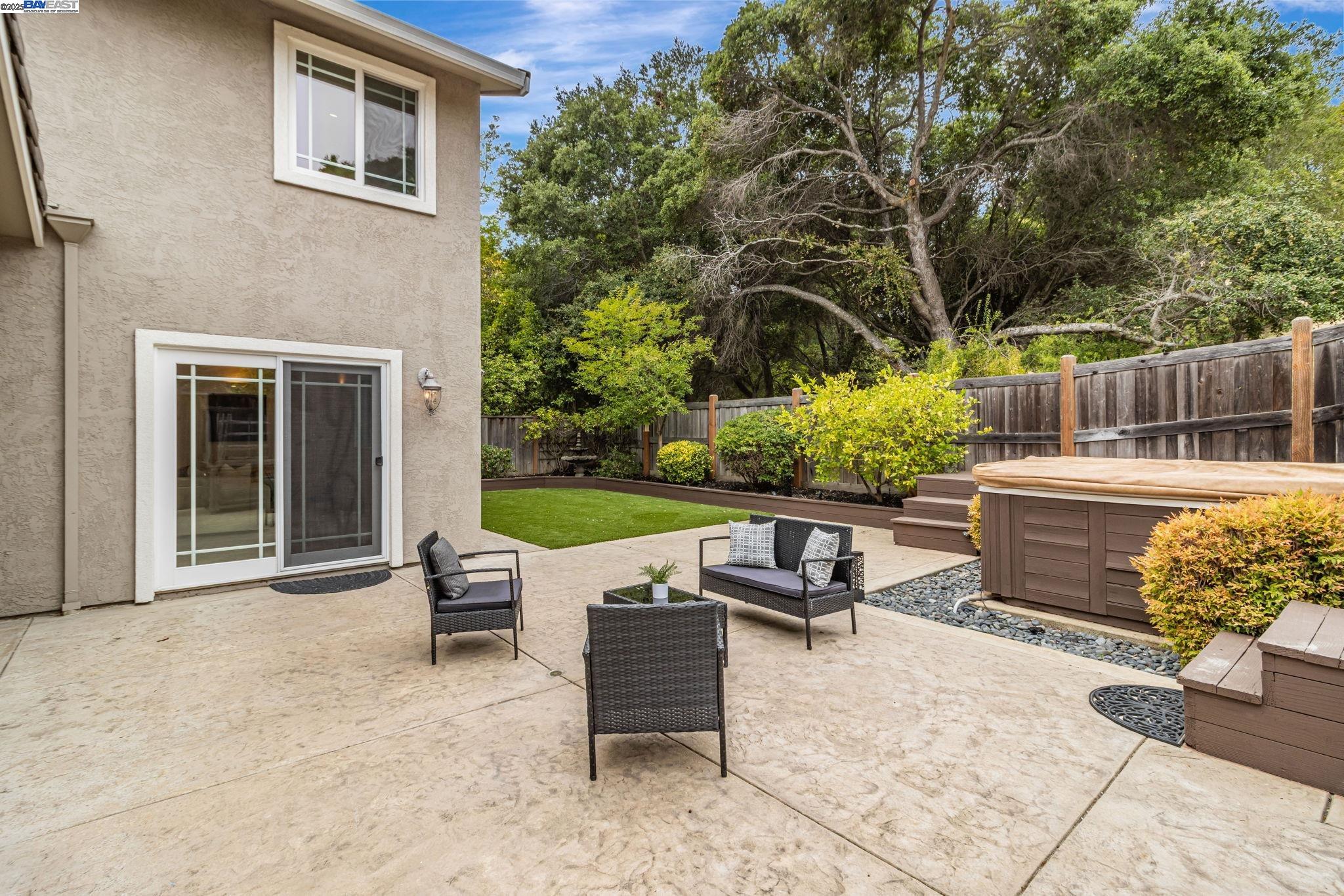 19052 Mount Lassen Drive