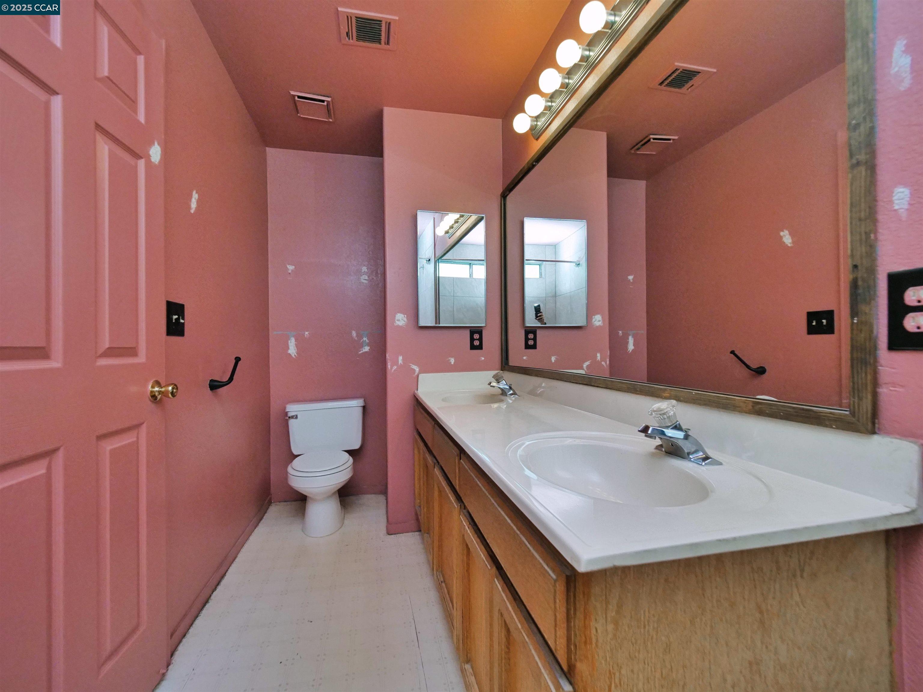4301 Castle Cary Lane