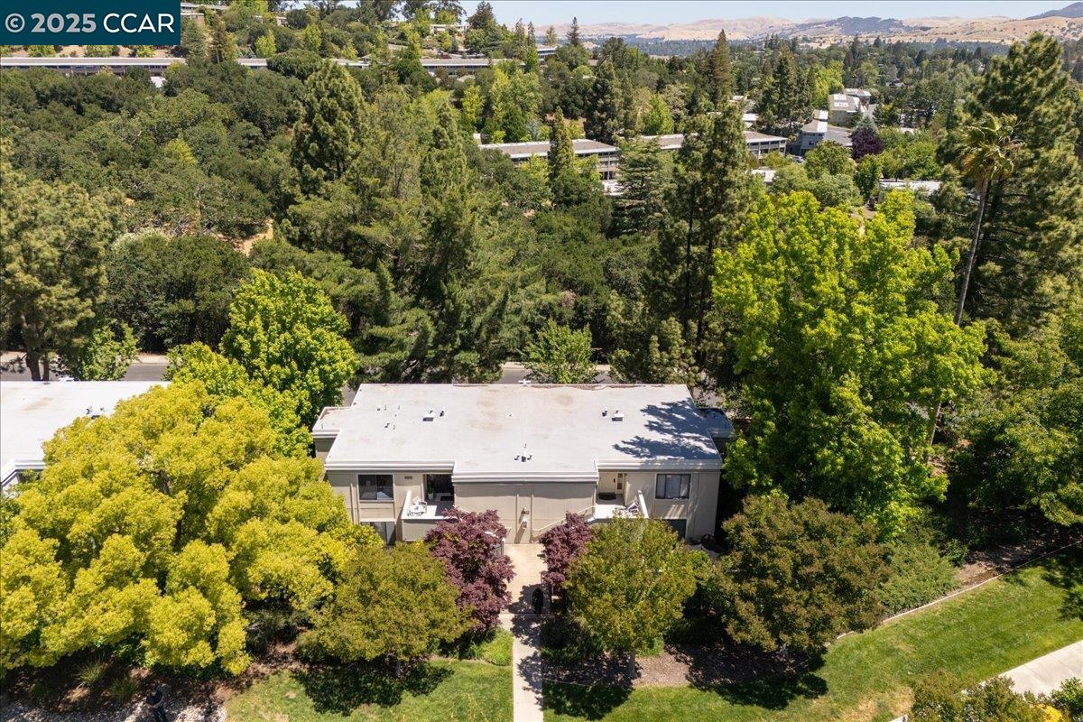 2749 Pine Knoll Dr. # 1
