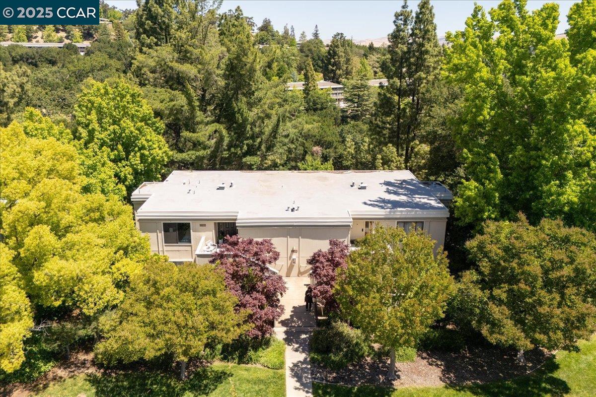 2749 Pine Knoll Dr. # 1