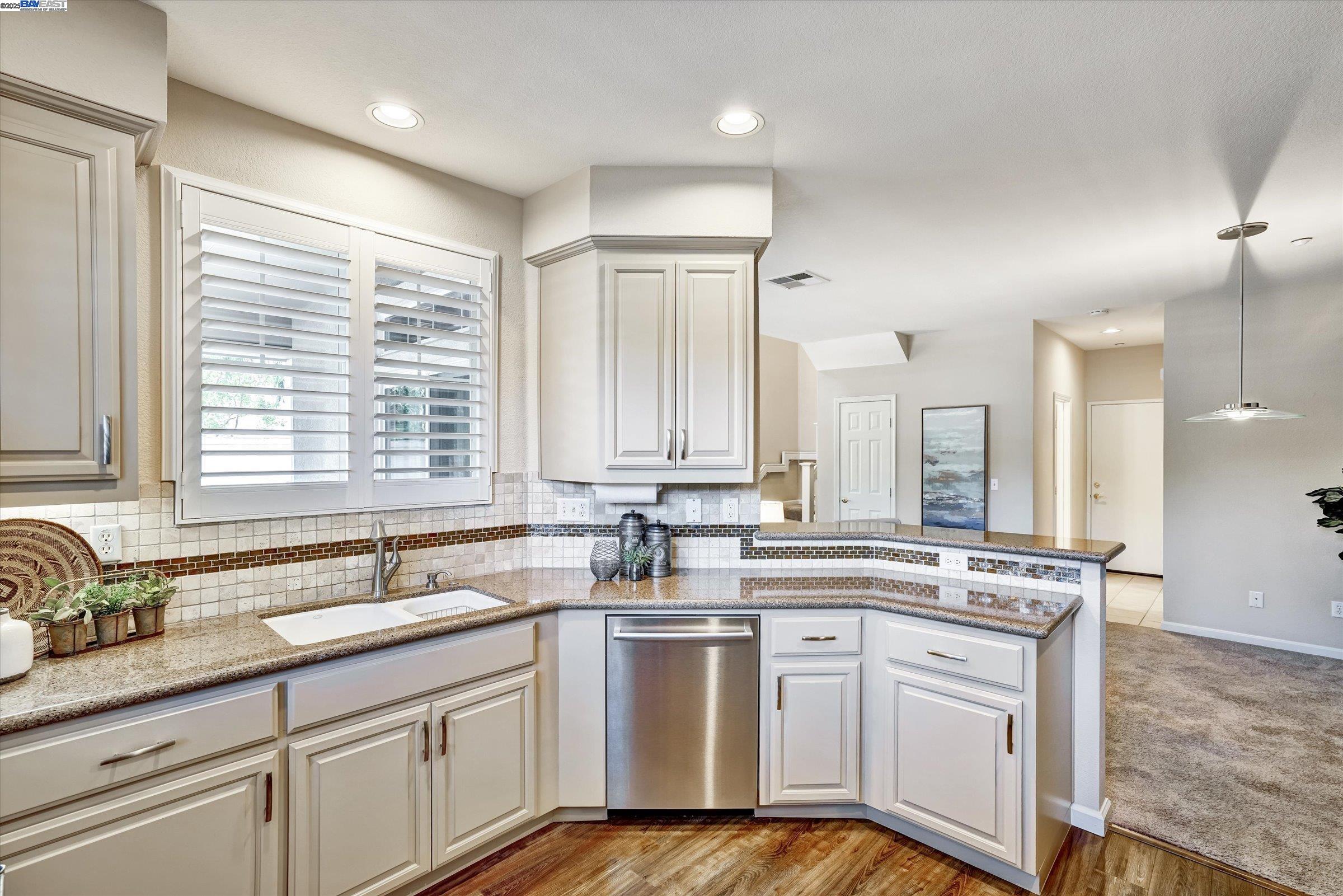26 Bellington Cmn # 4