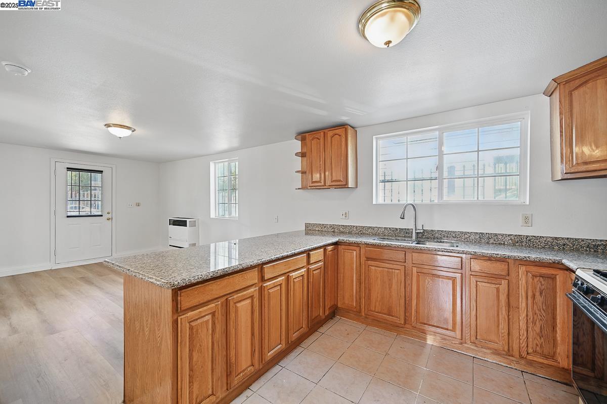 1050 82Nd Ave