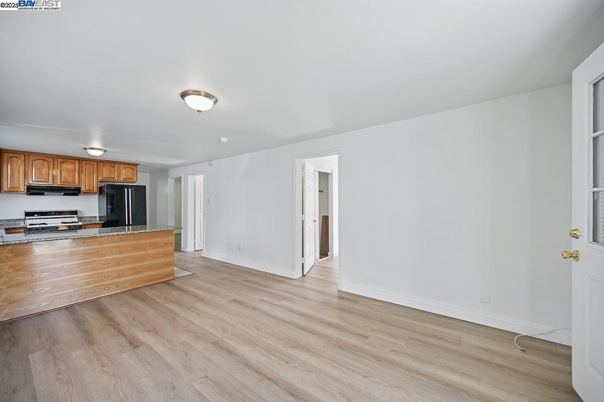 1050 82Nd Ave
