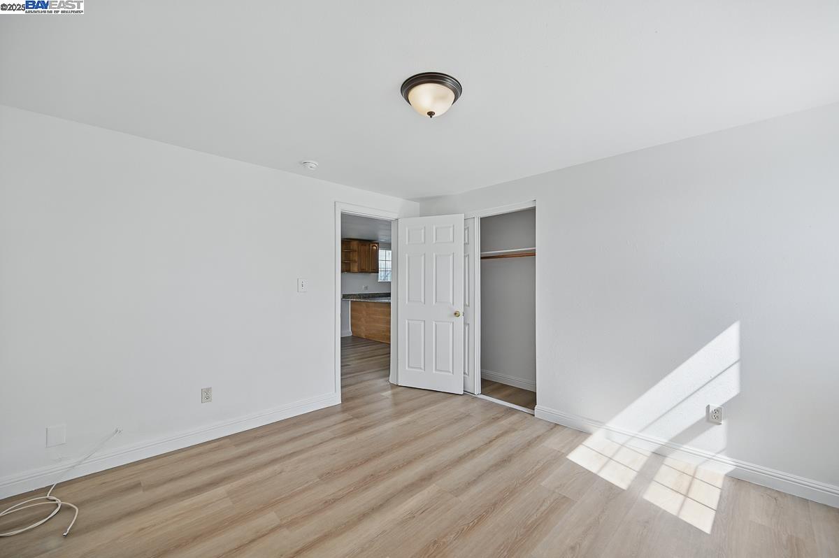 1050 82Nd Ave