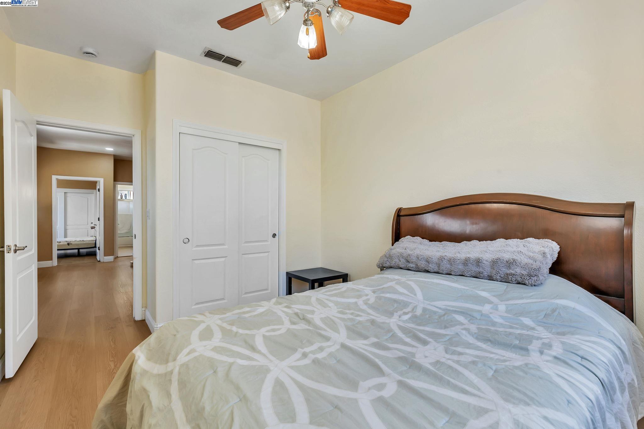3021 Collingham Ct