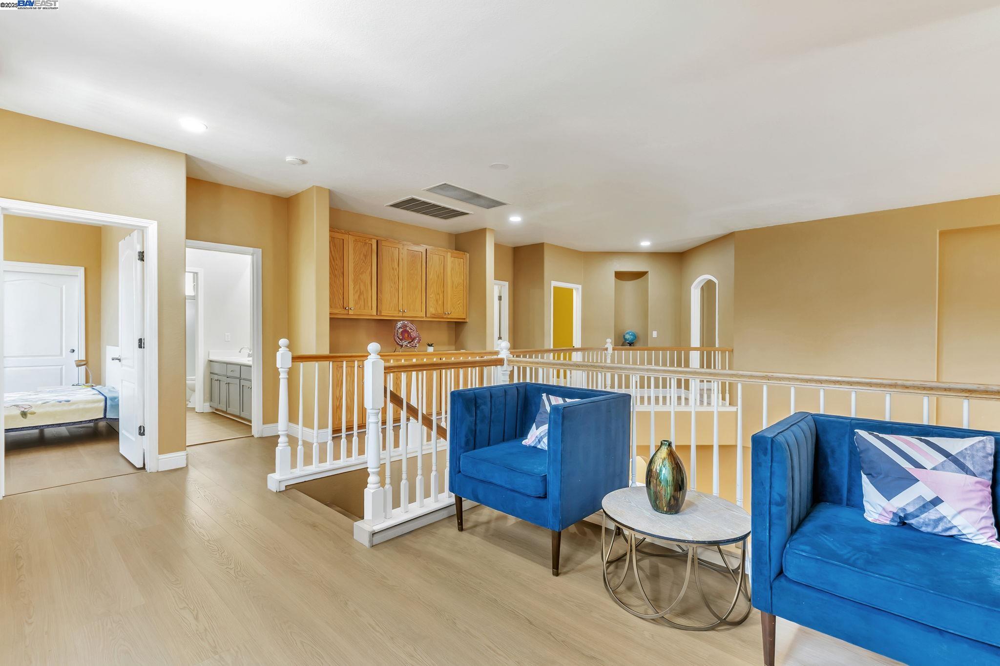 3021 Collingham Ct