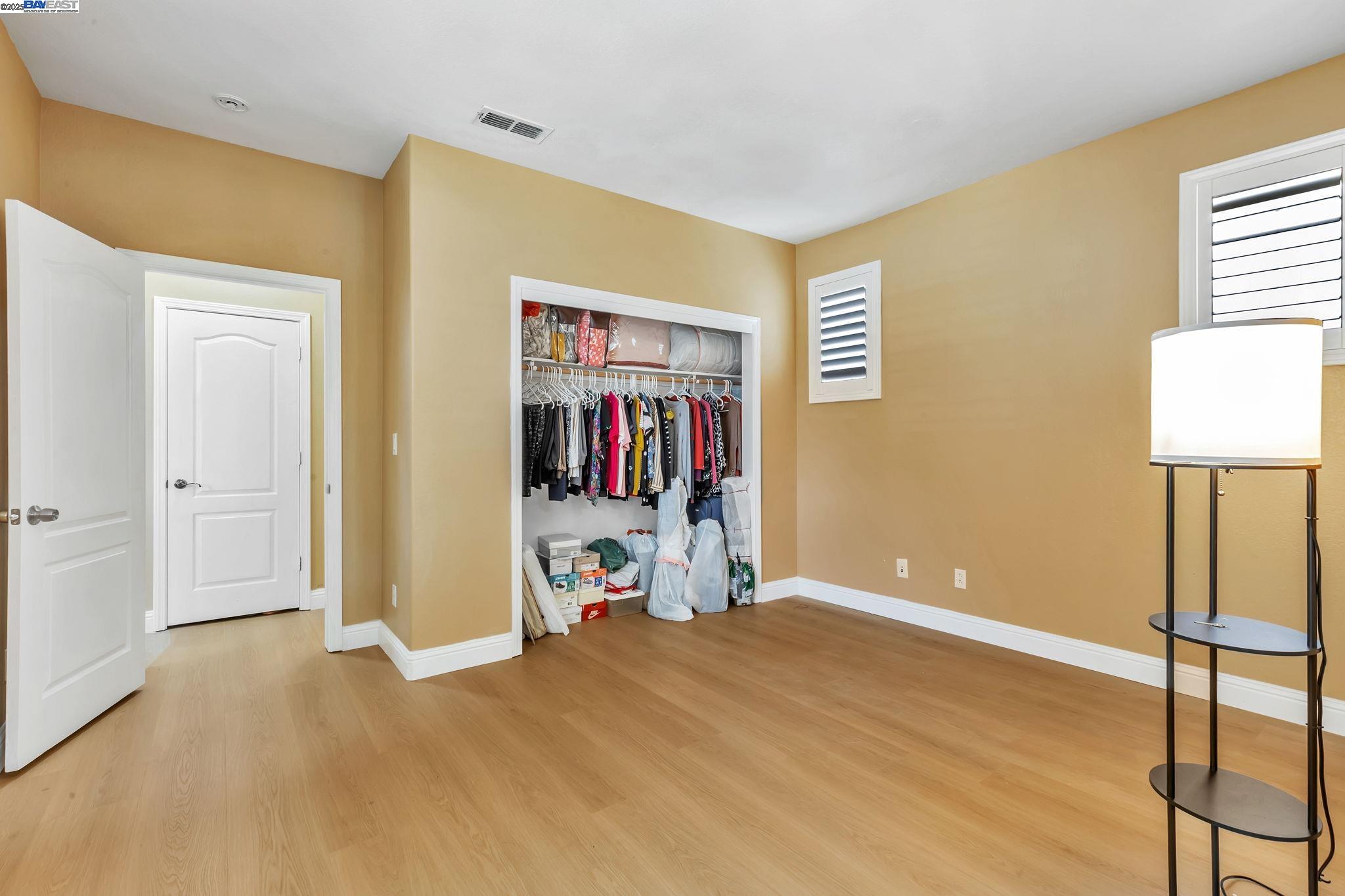 3021 Collingham Ct