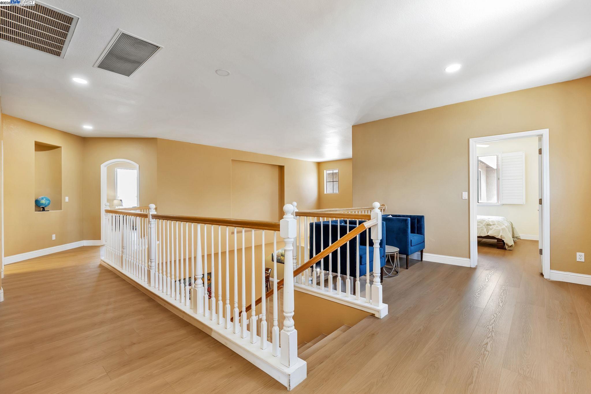 3021 Collingham Ct