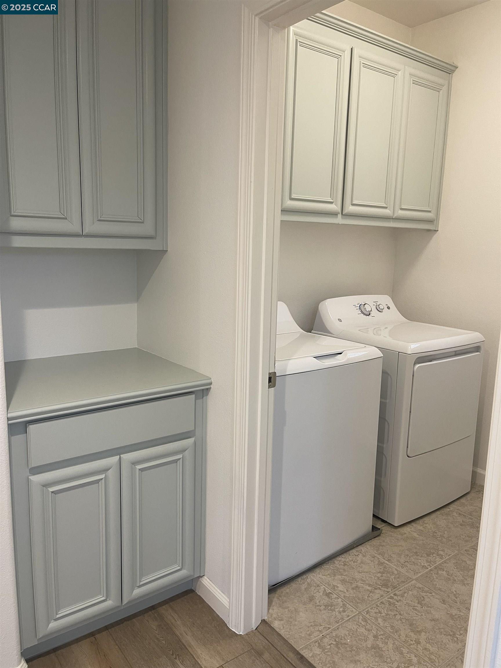 2220 MAGNOLIA BRIDGE DR