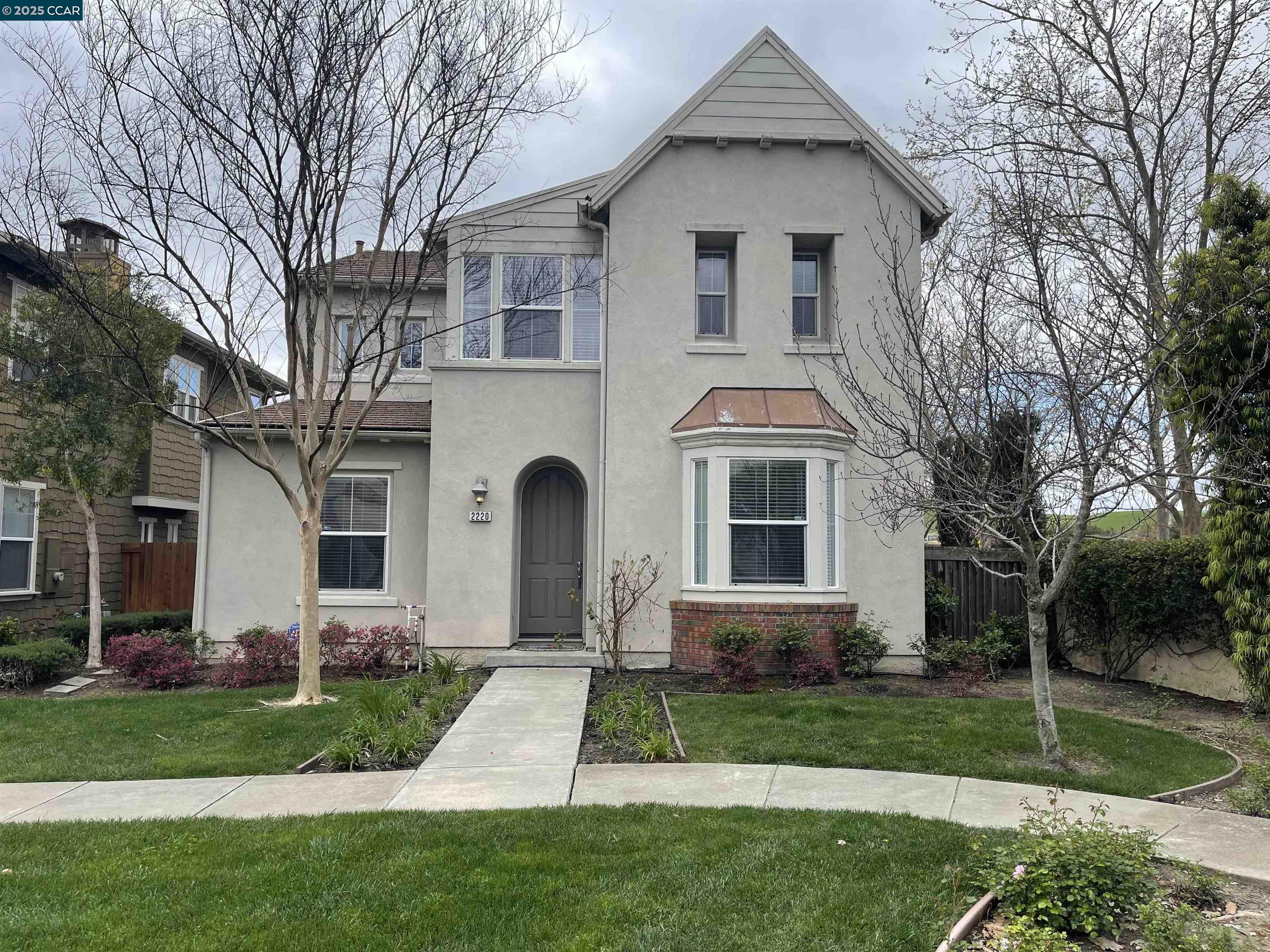 2220 MAGNOLIA BRIDGE DR