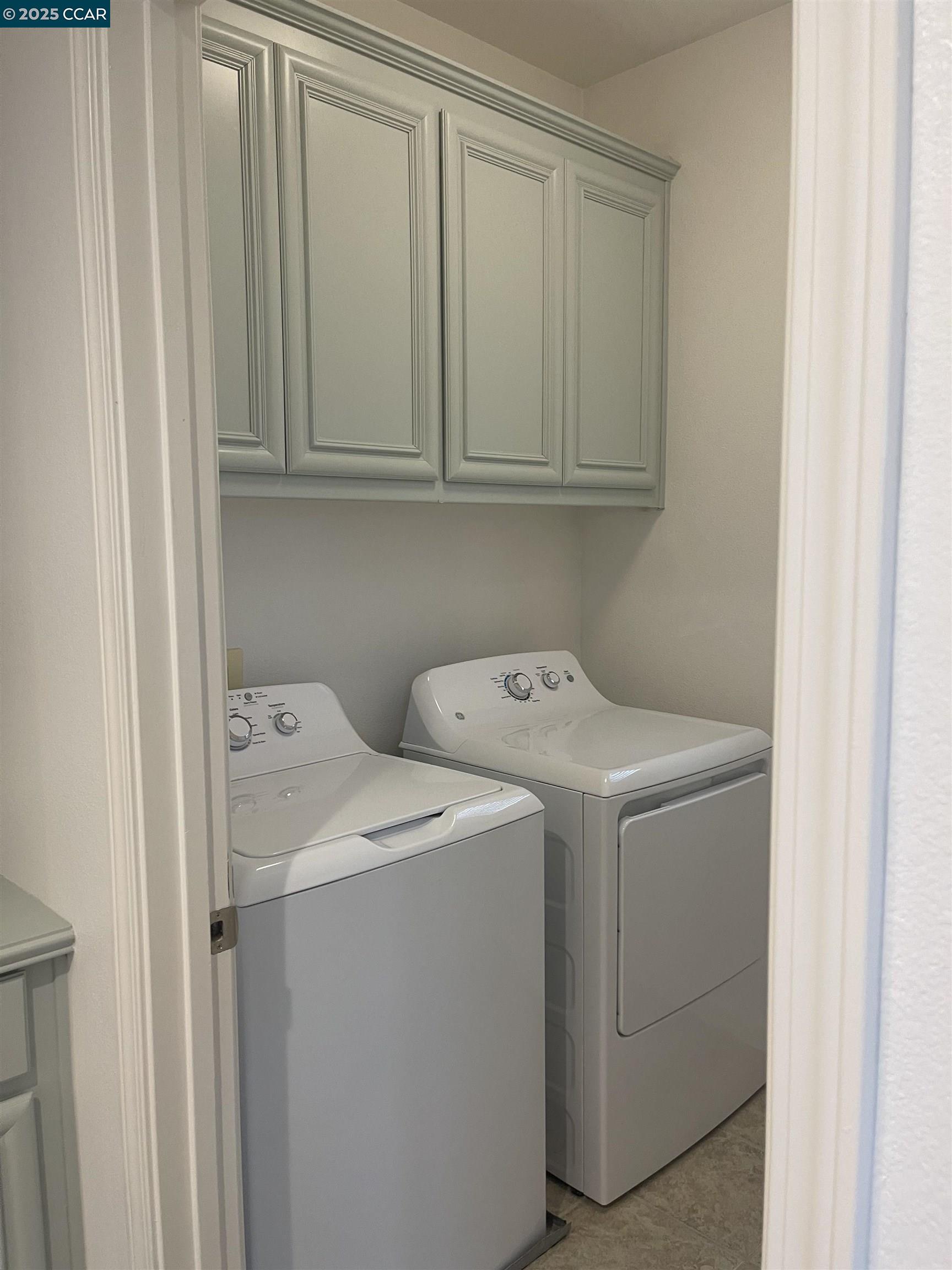 2220 MAGNOLIA BRIDGE DR