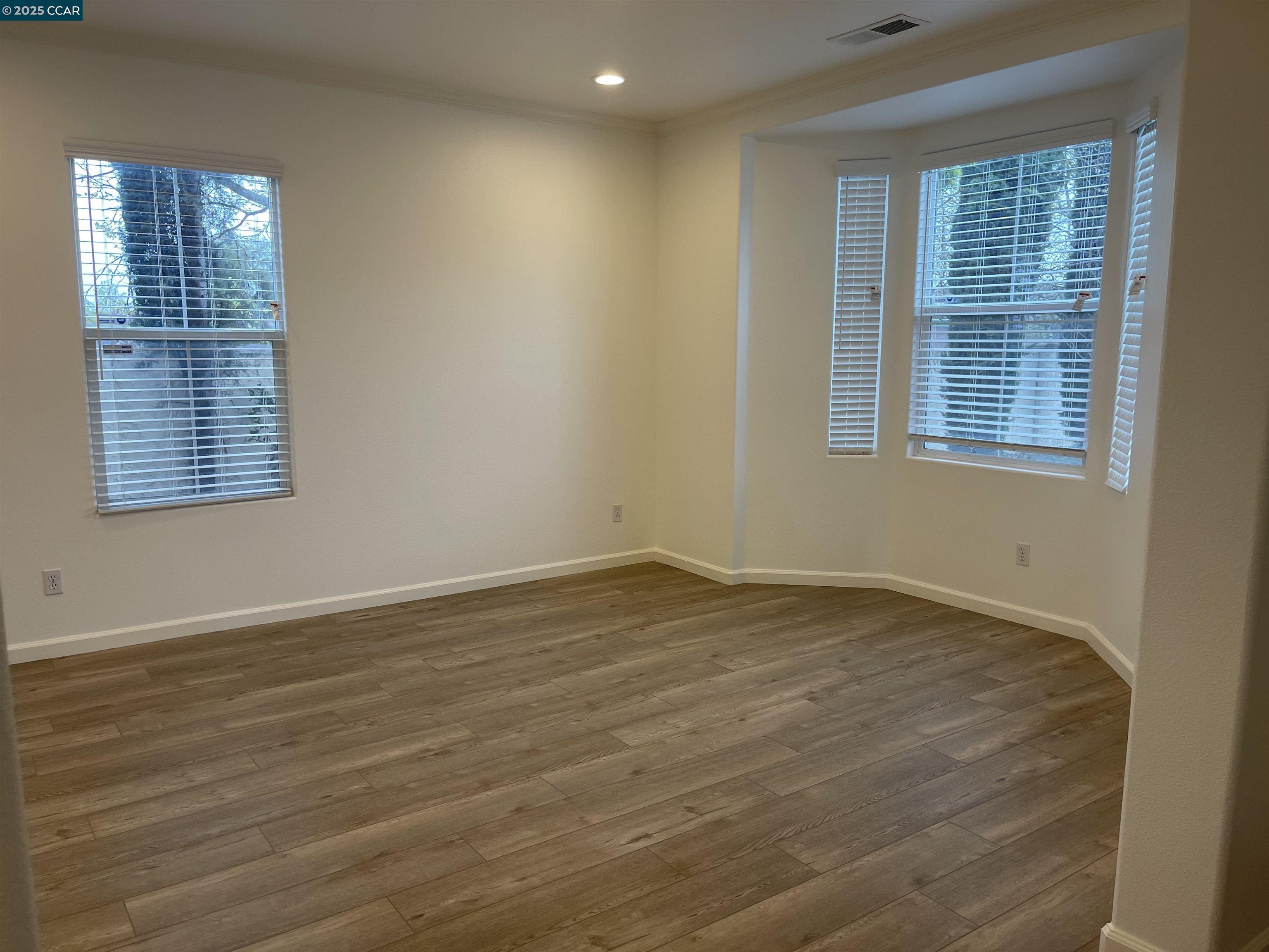 2220 MAGNOLIA BRIDGE DR