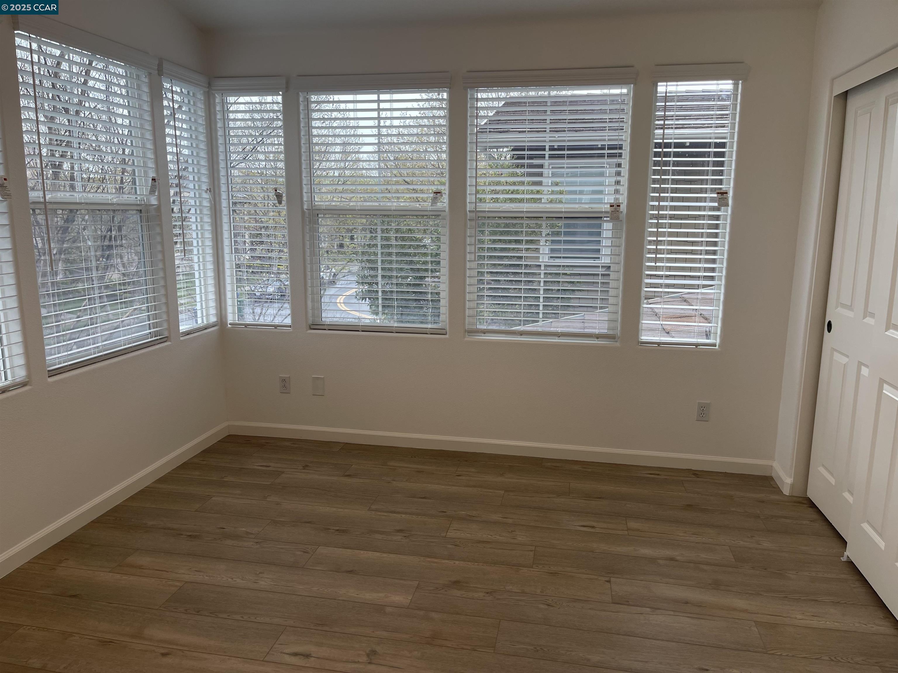 2220 MAGNOLIA BRIDGE DR