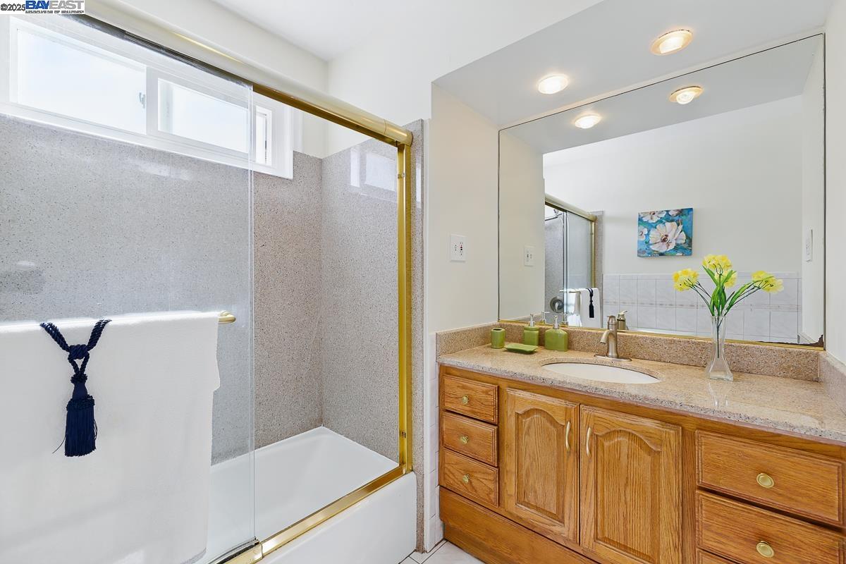 232 Longford Dr