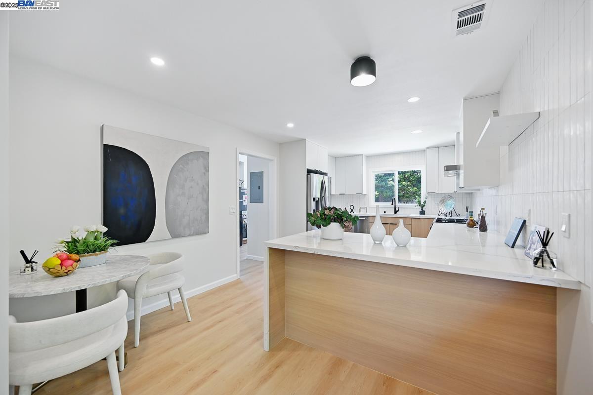 48 Garden Rd