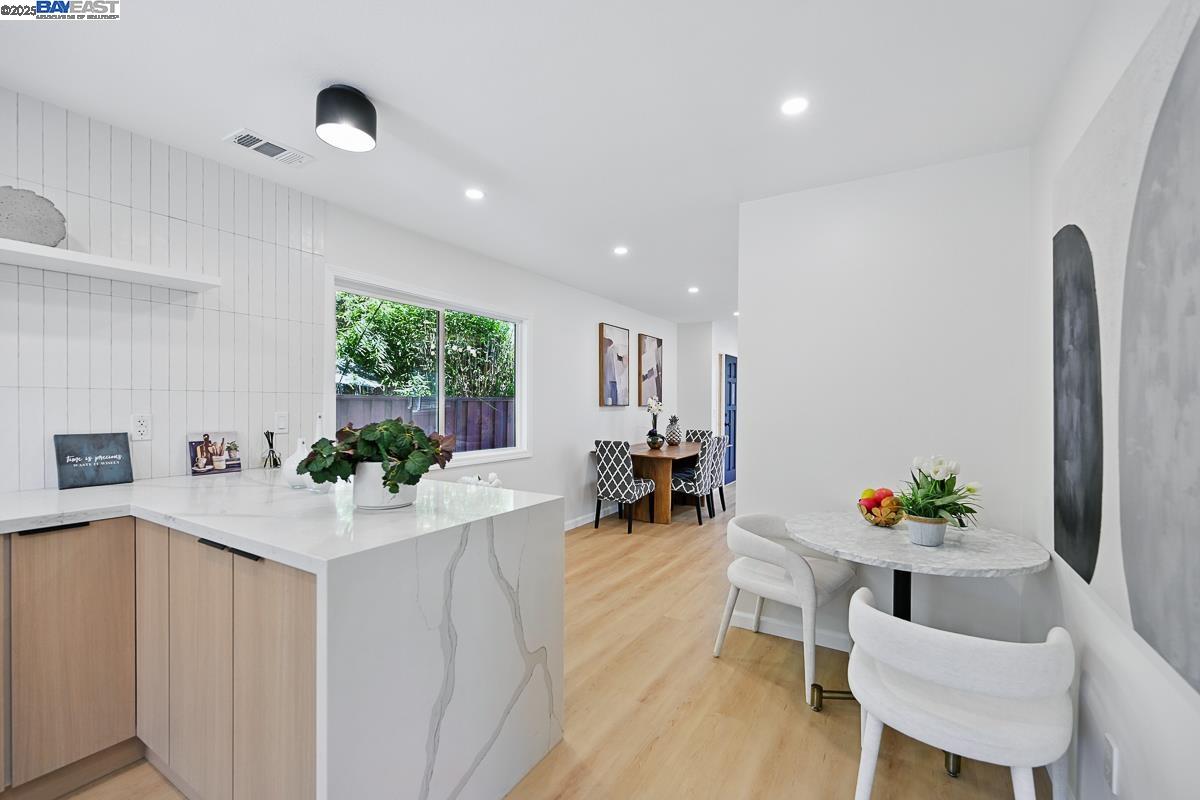 48 Garden Rd