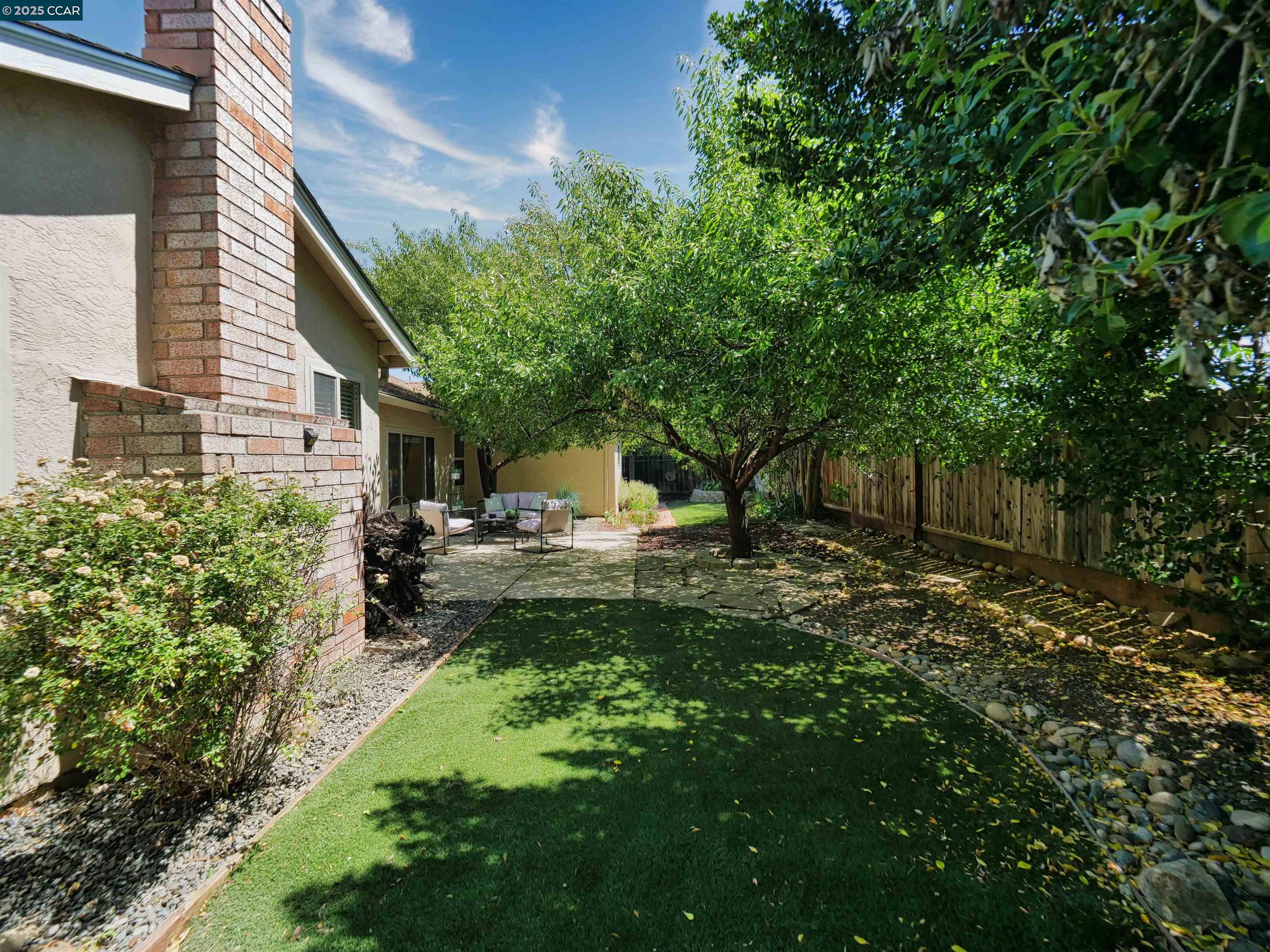 4311 Oakdale Place