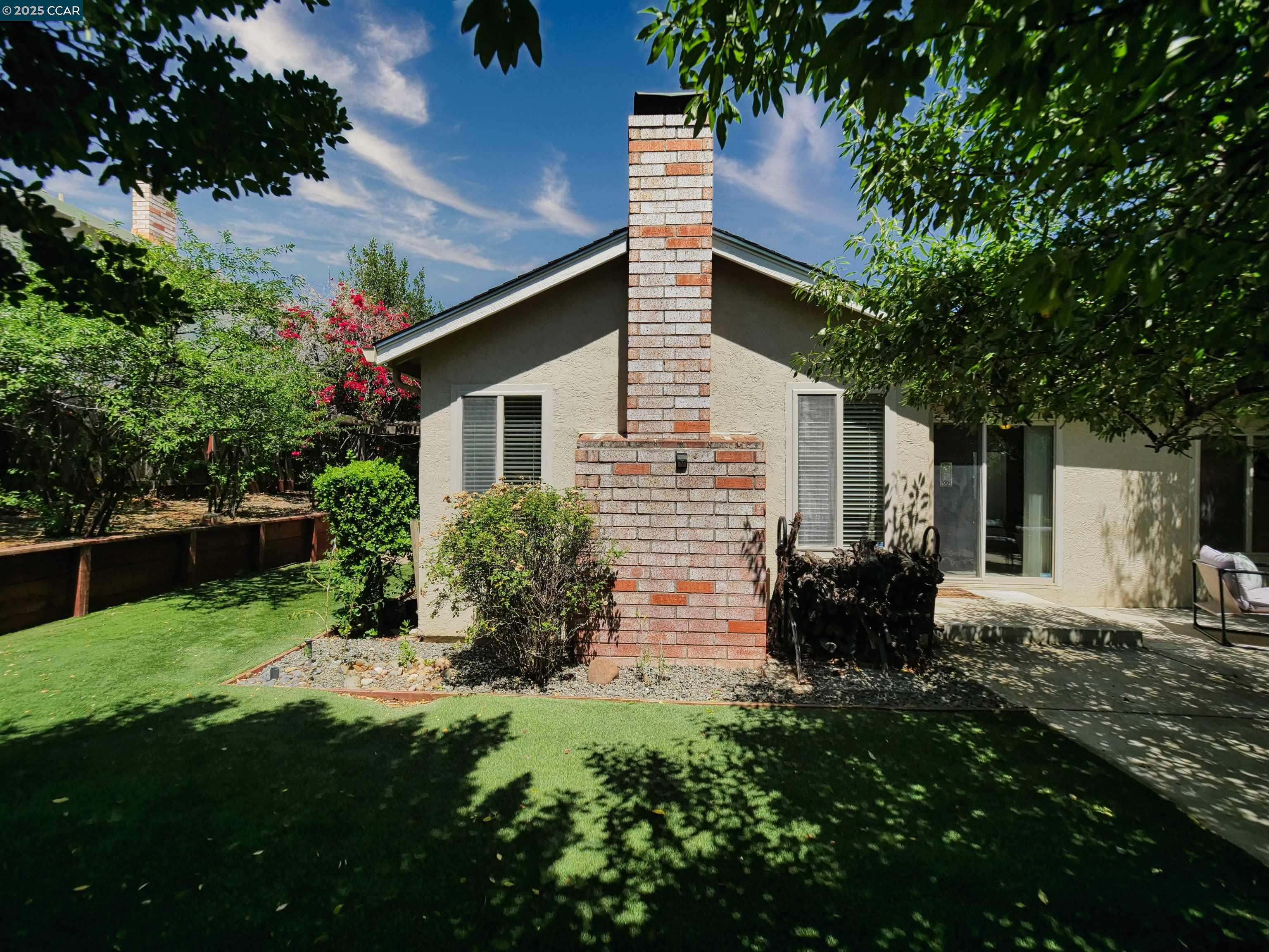 4311 Oakdale Place