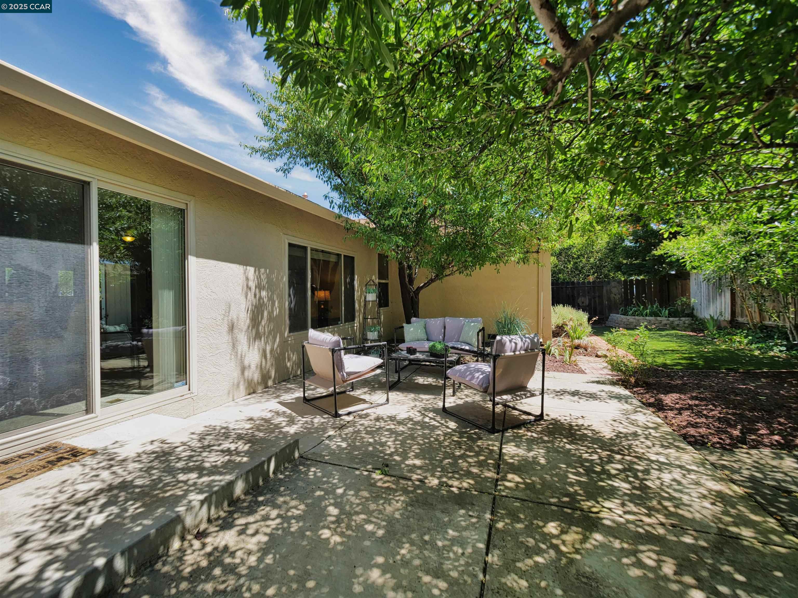 4311 Oakdale Place