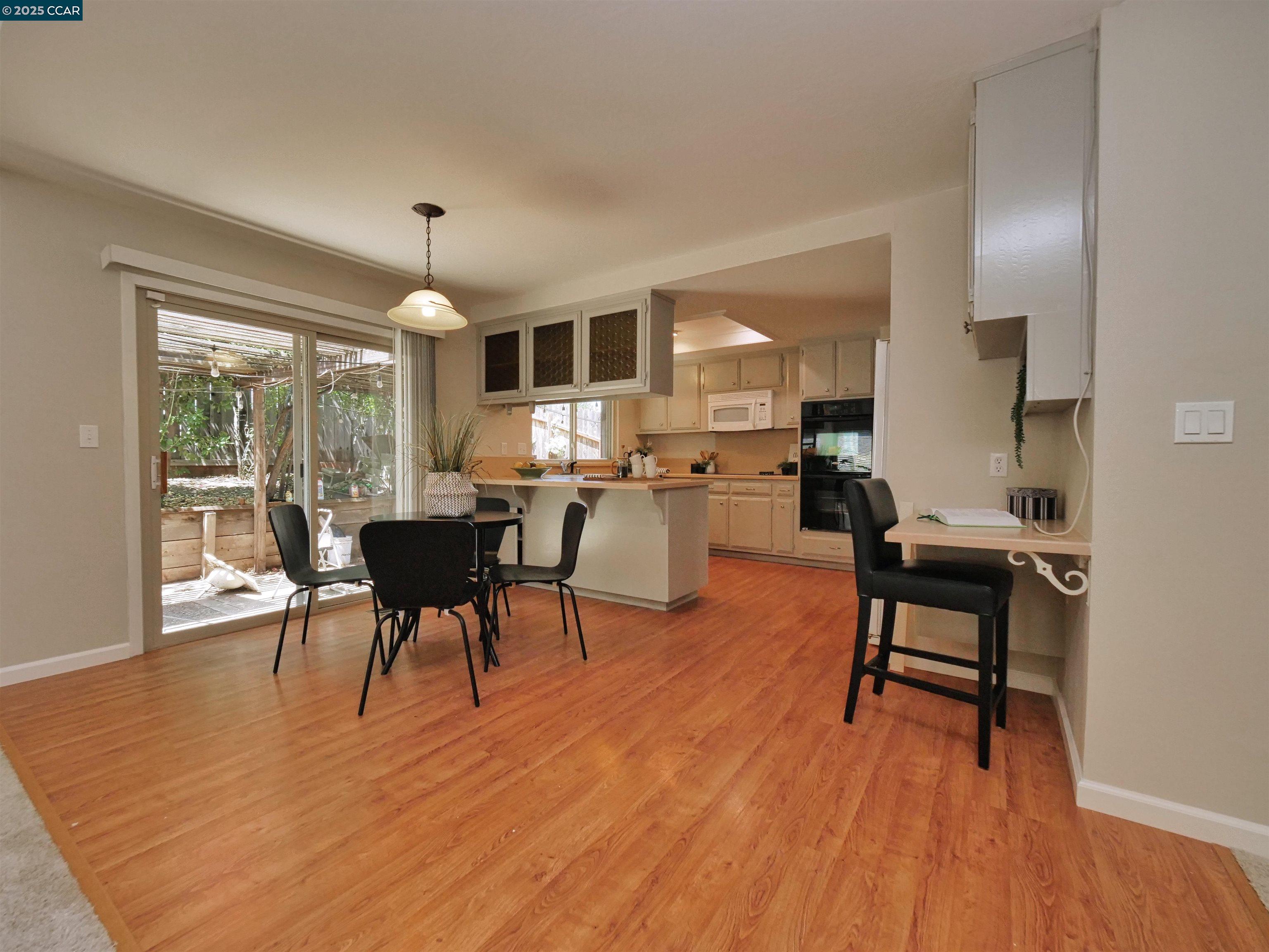 4311 Oakdale Place
