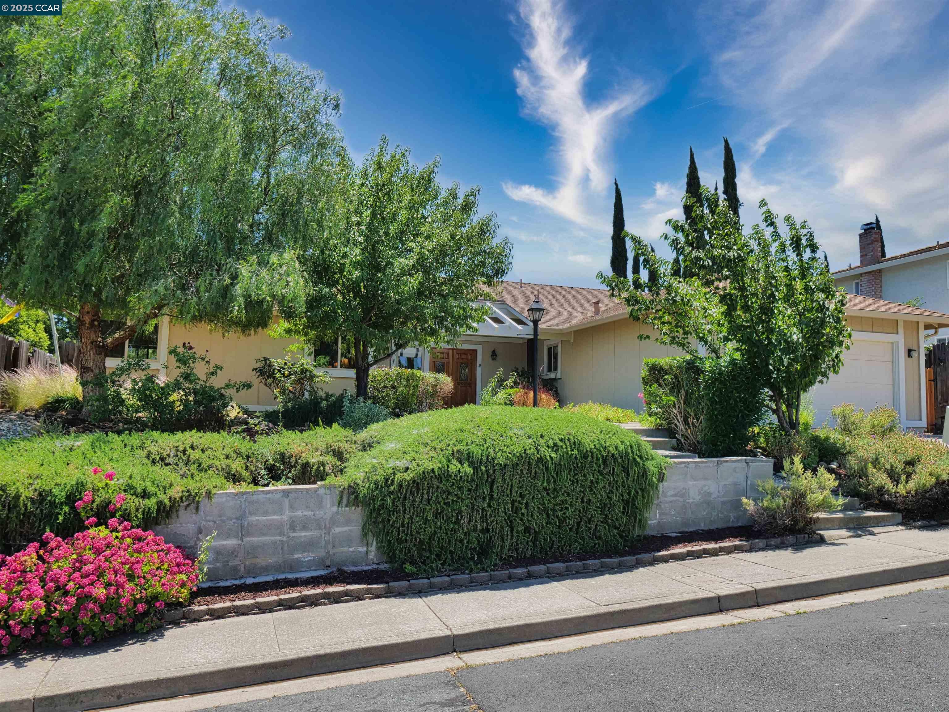 4311 Oakdale Place