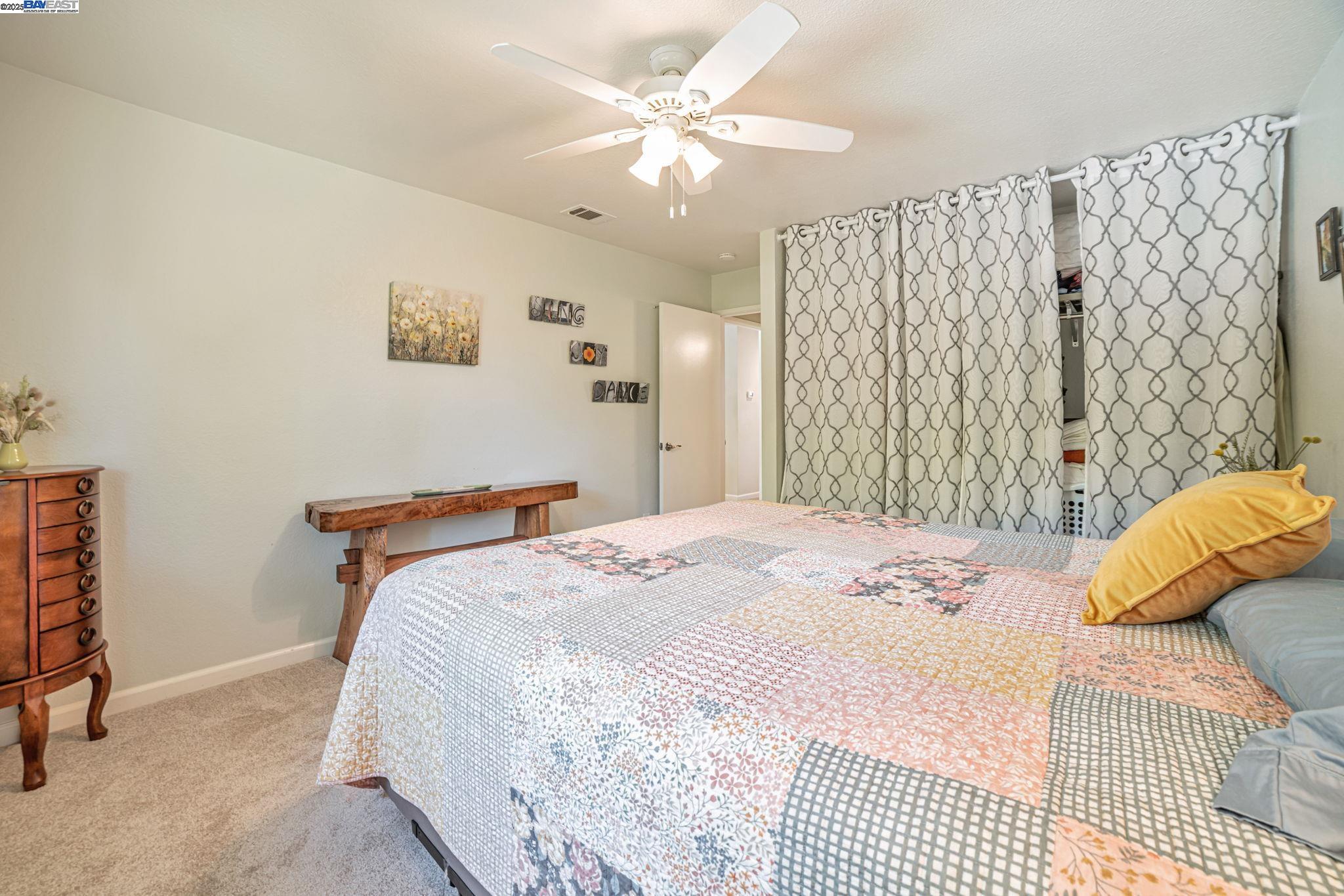 1324 Chateau Cmn # 202