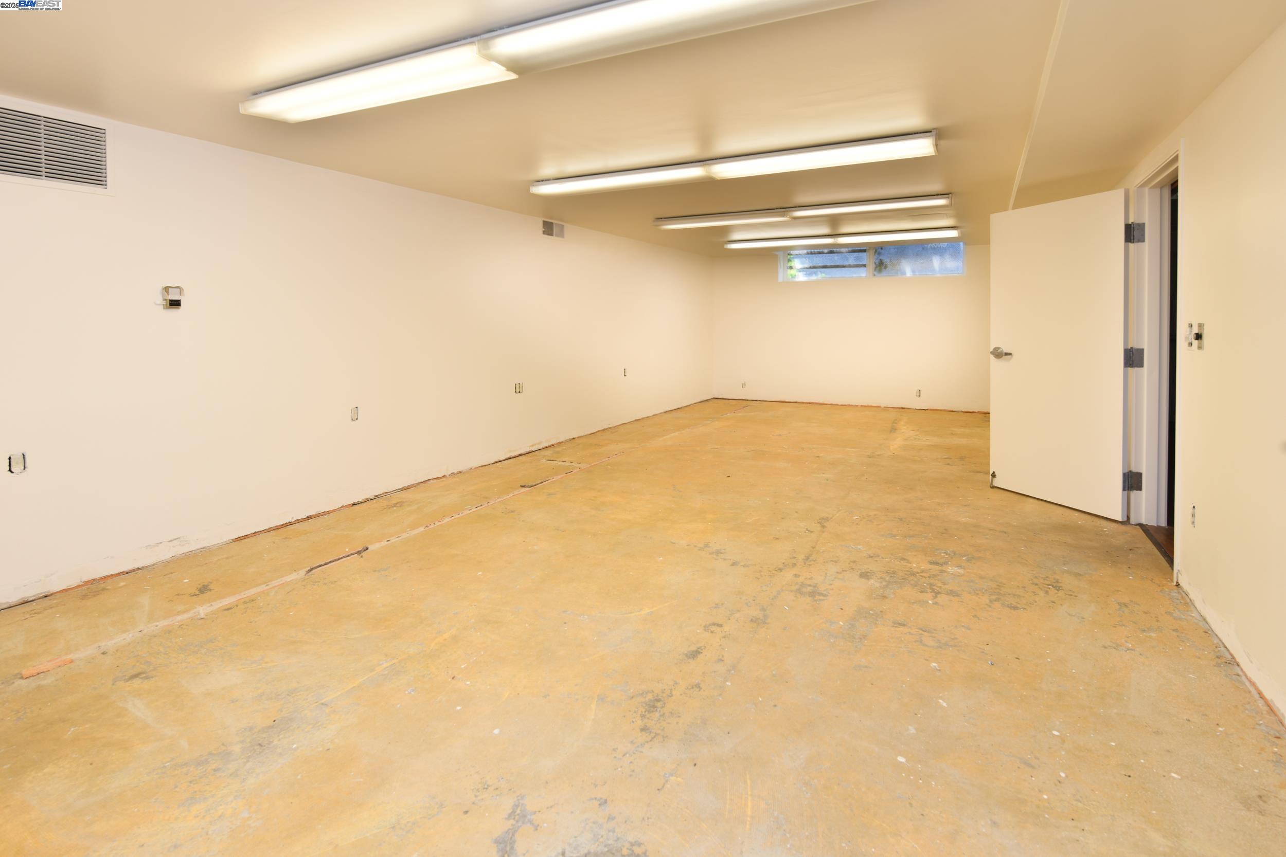 2320 Channing Way