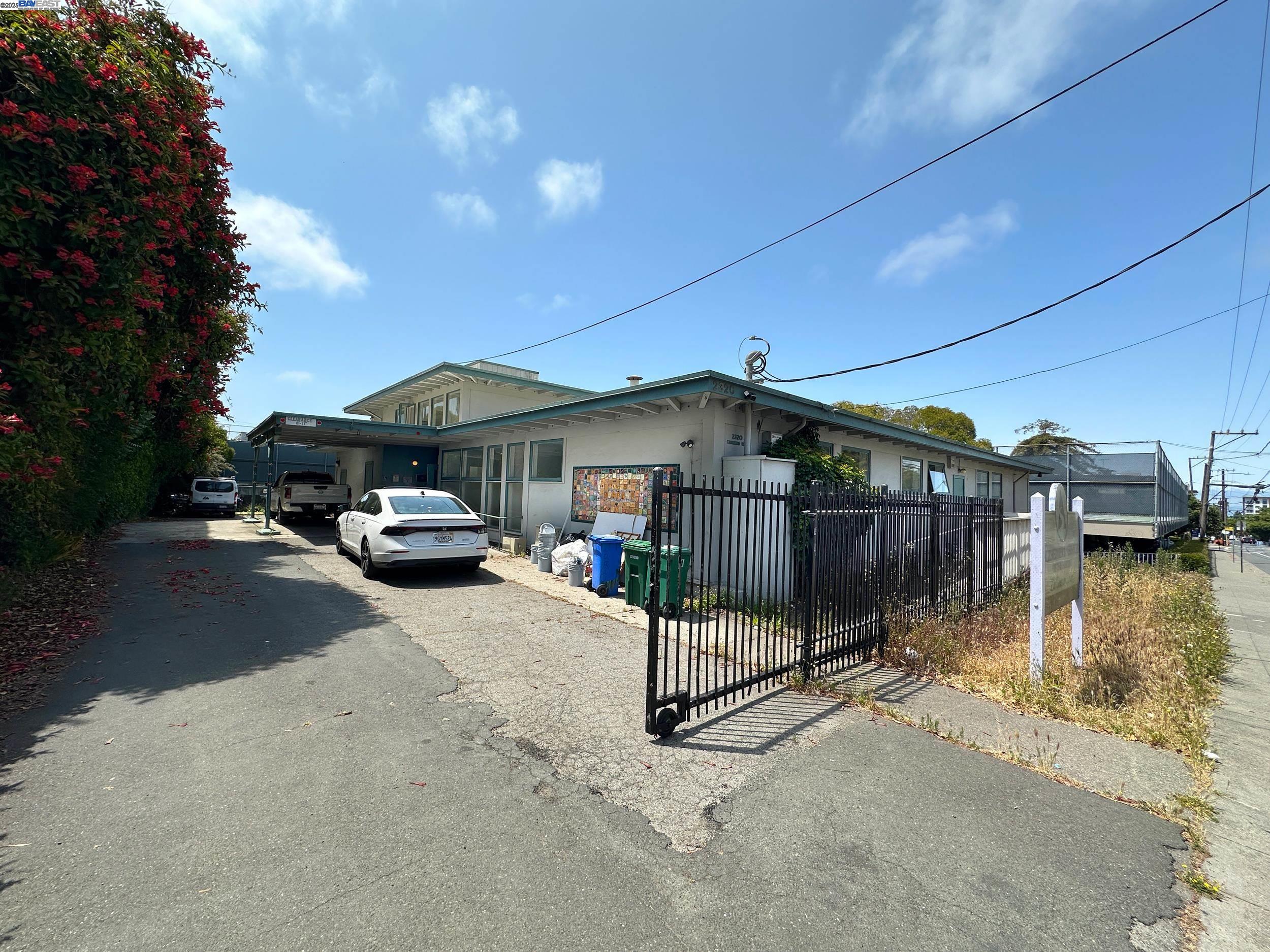 2320 Channing Way