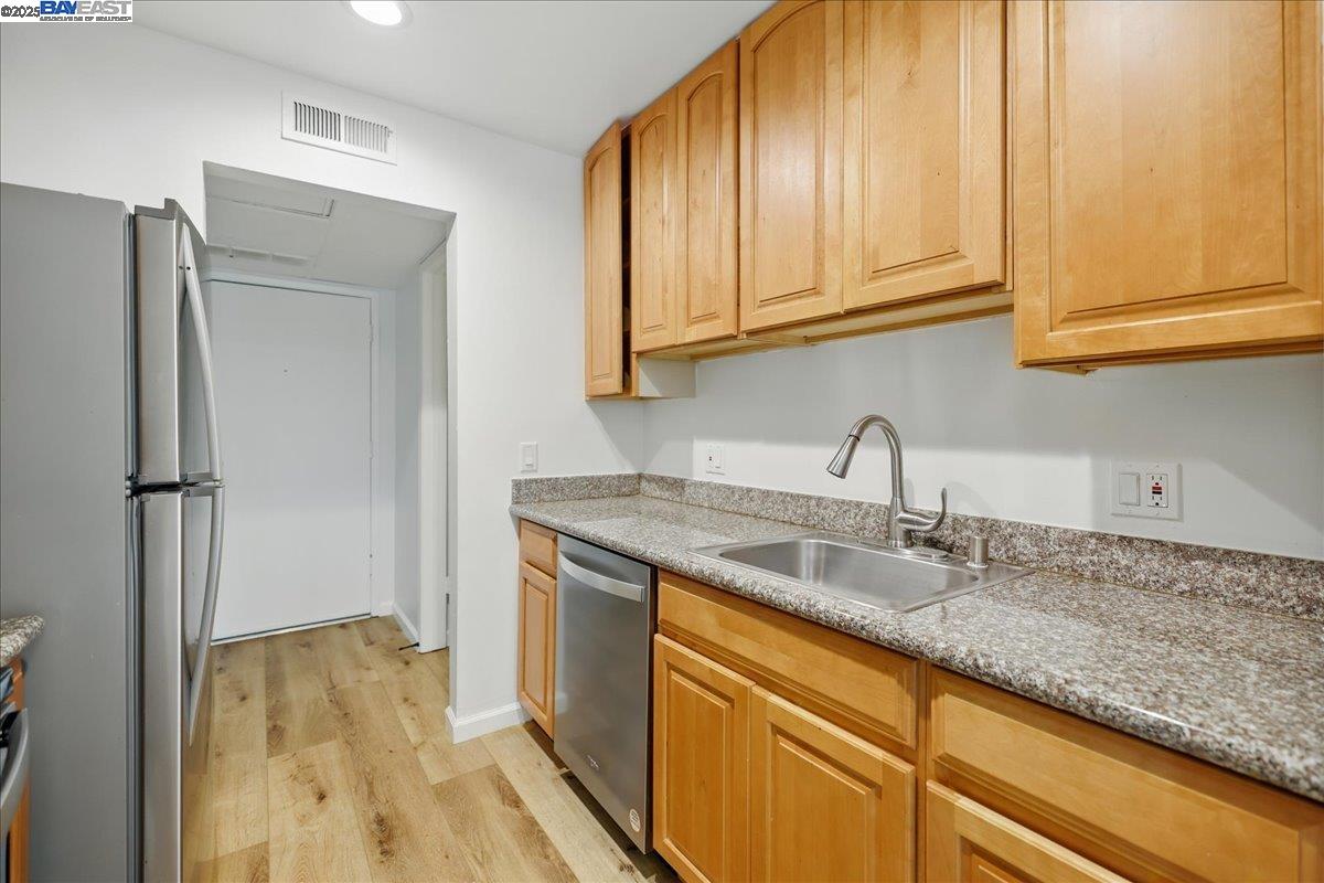 470 N Civic Dr # 204