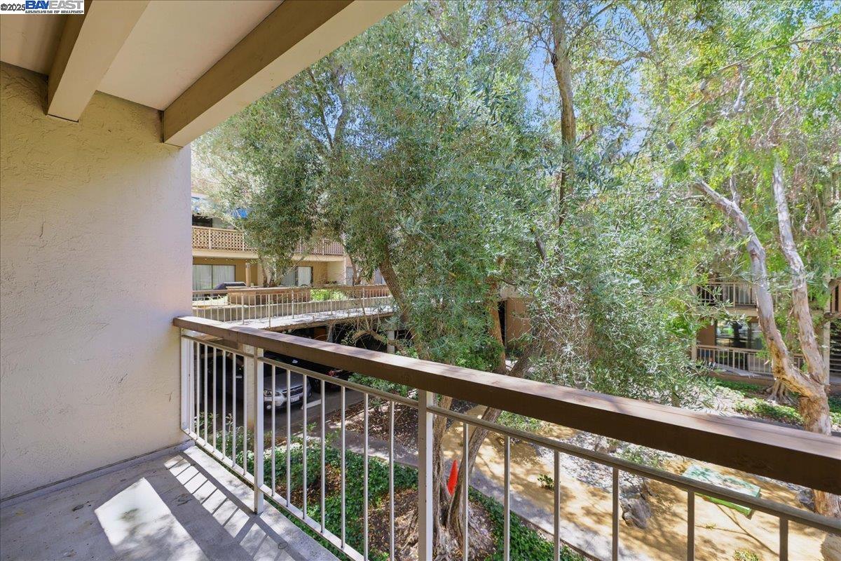 470 N Civic Dr # 204