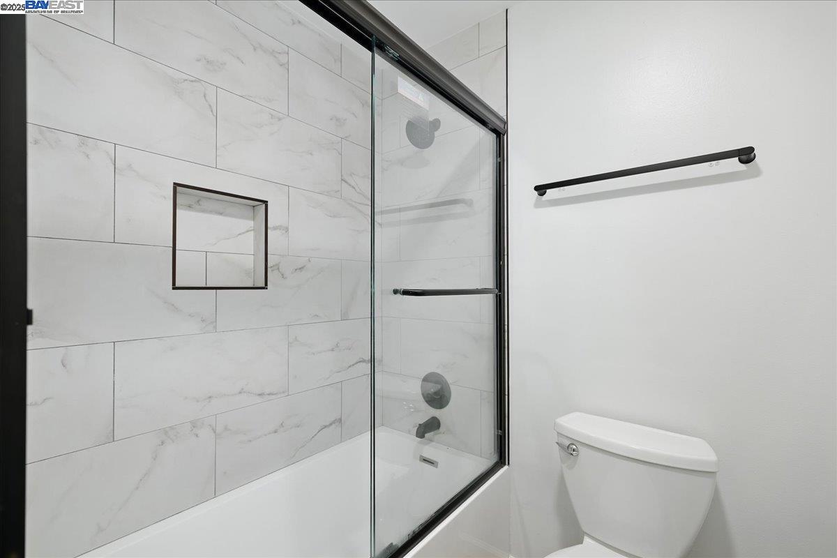 470 N Civic Dr # 204