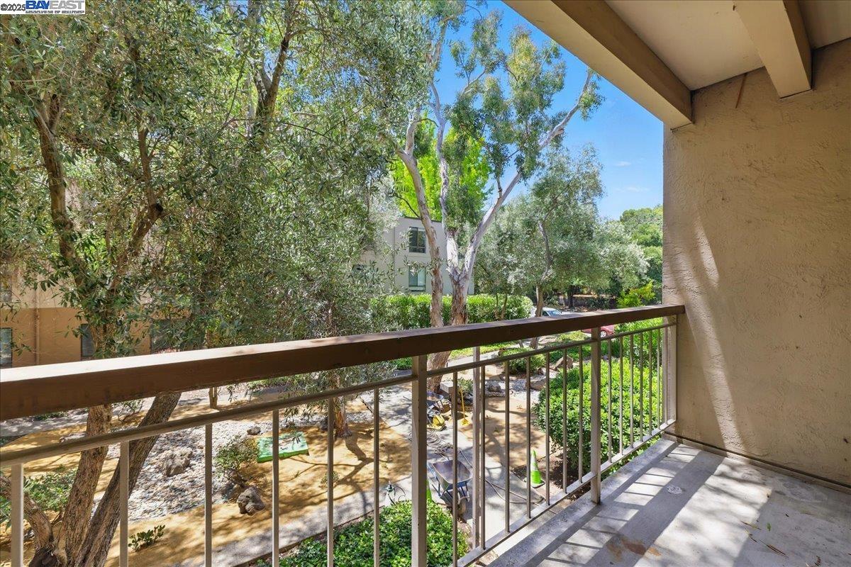 470 N Civic Dr # 204