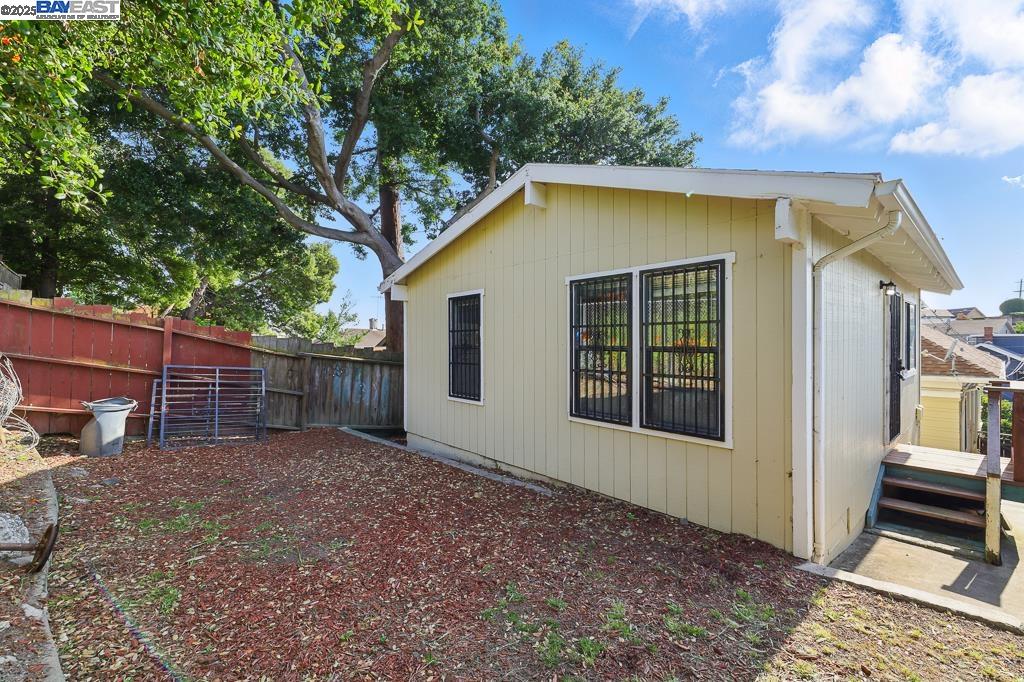 2506 Highland Ave