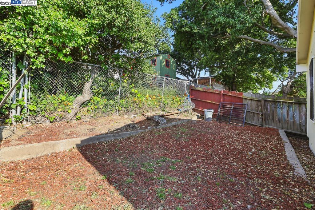 2506 Highland Ave