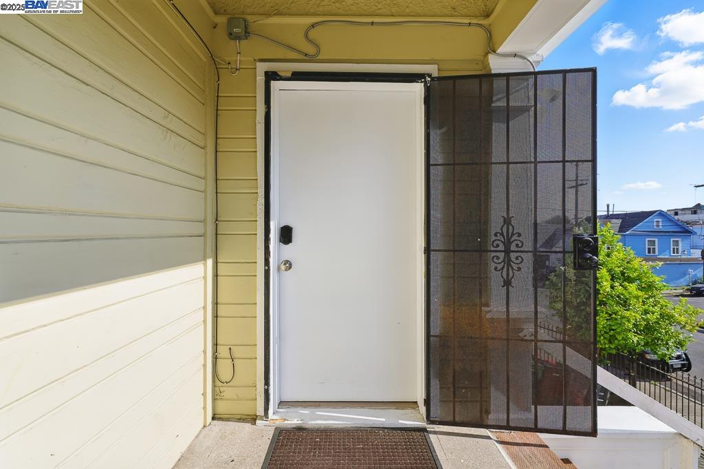 2506 Highland Ave