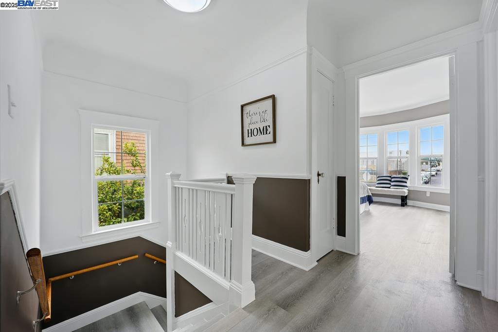 138 W Market St