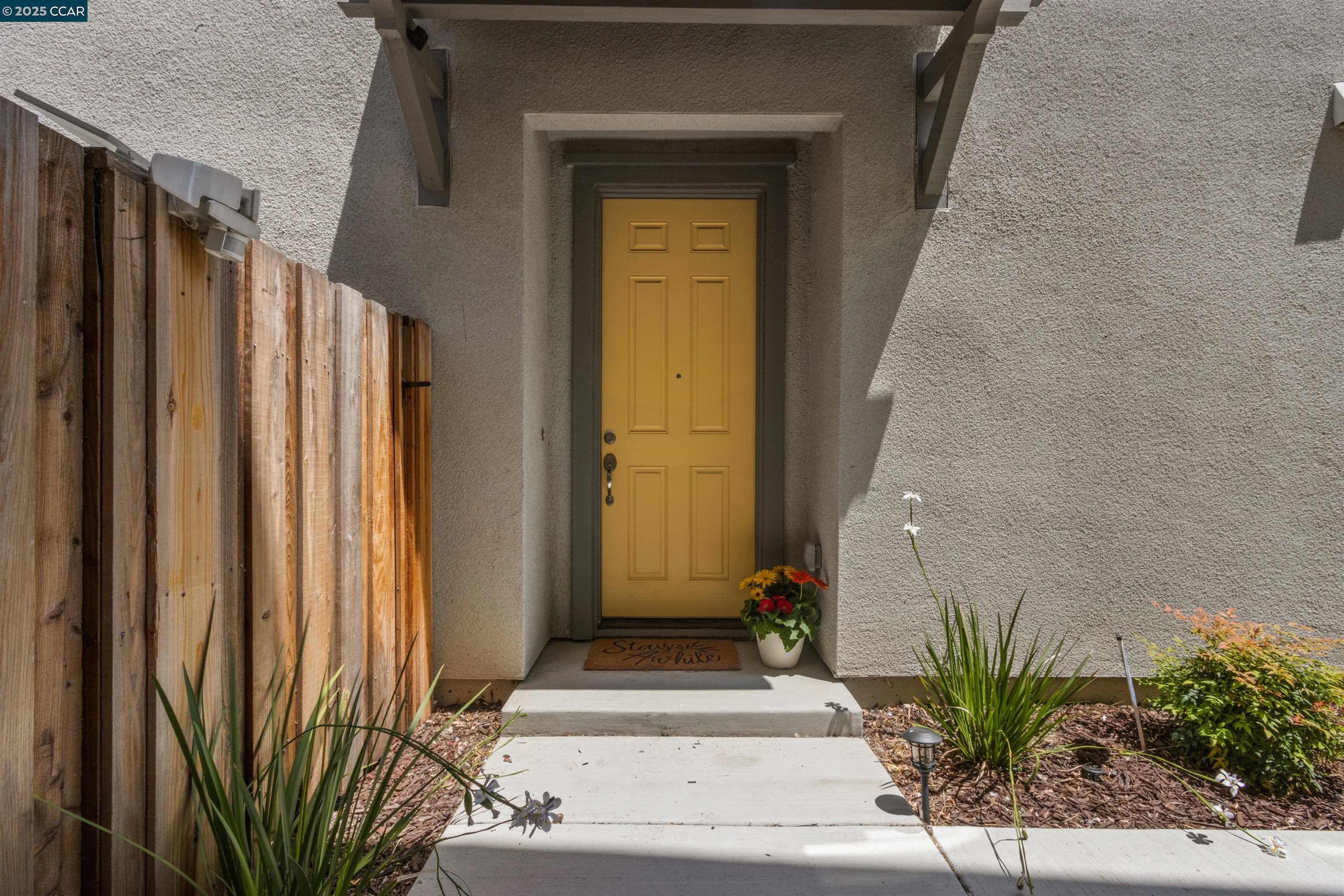 28 Springbrook Ln