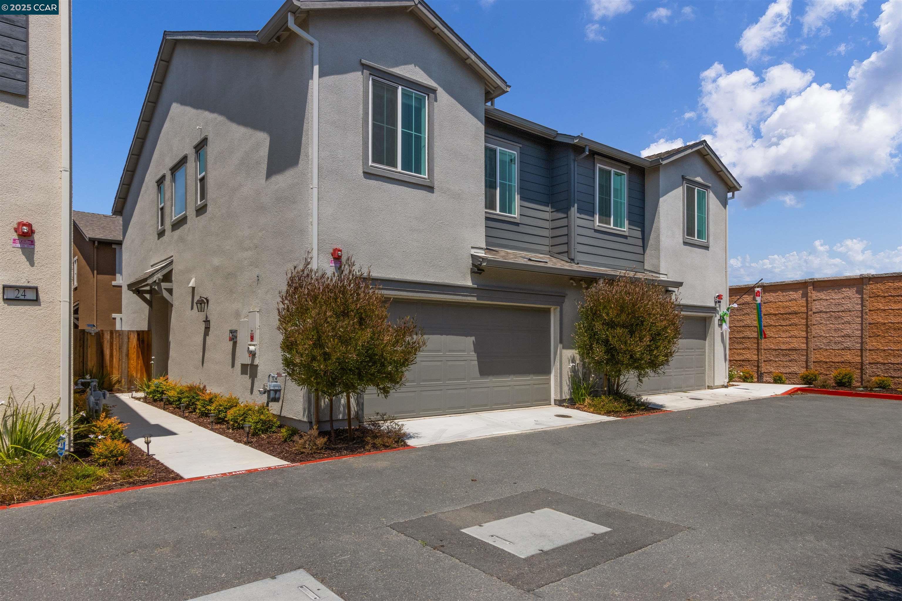 28 Springbrook Ln