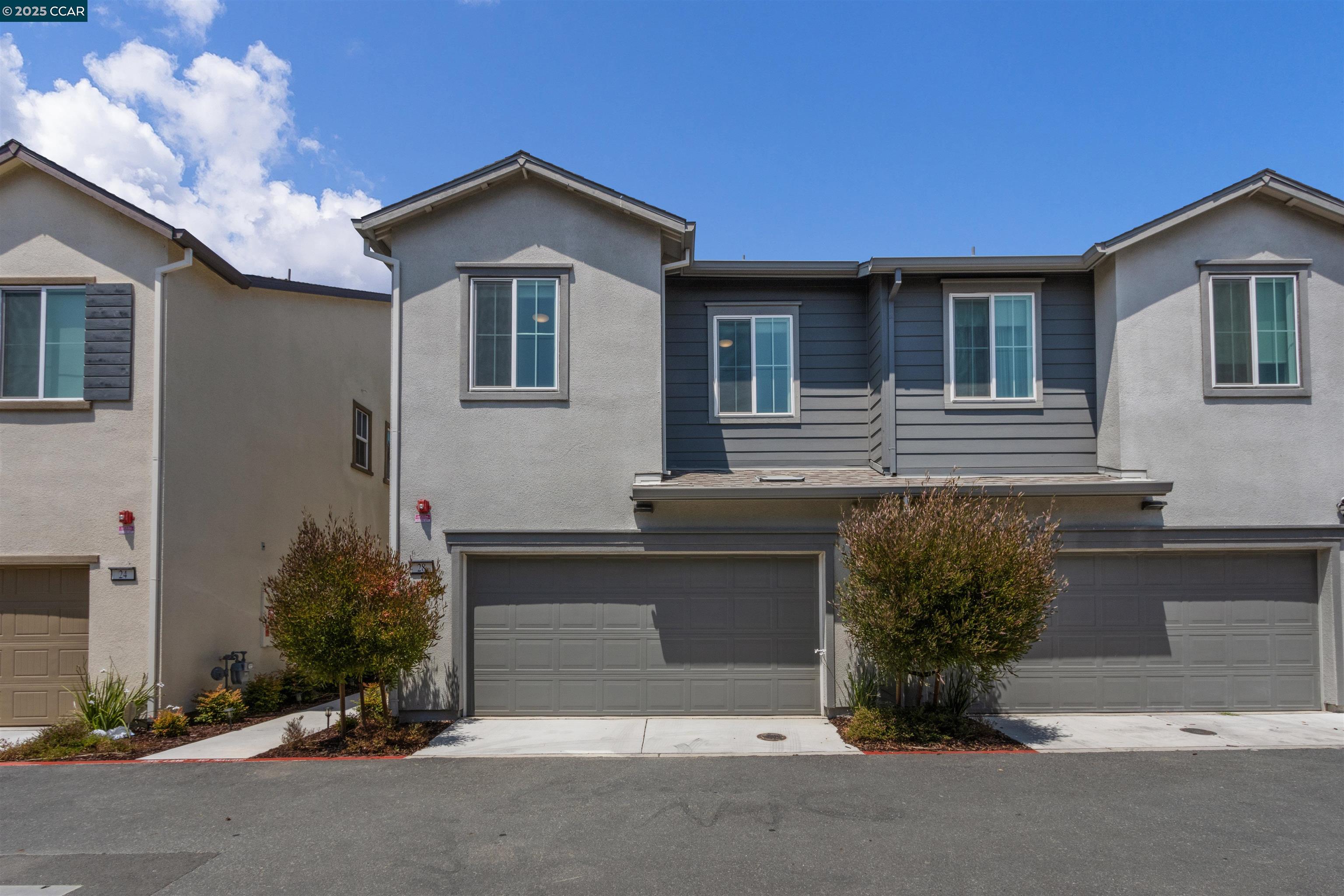 28 Springbrook Ln