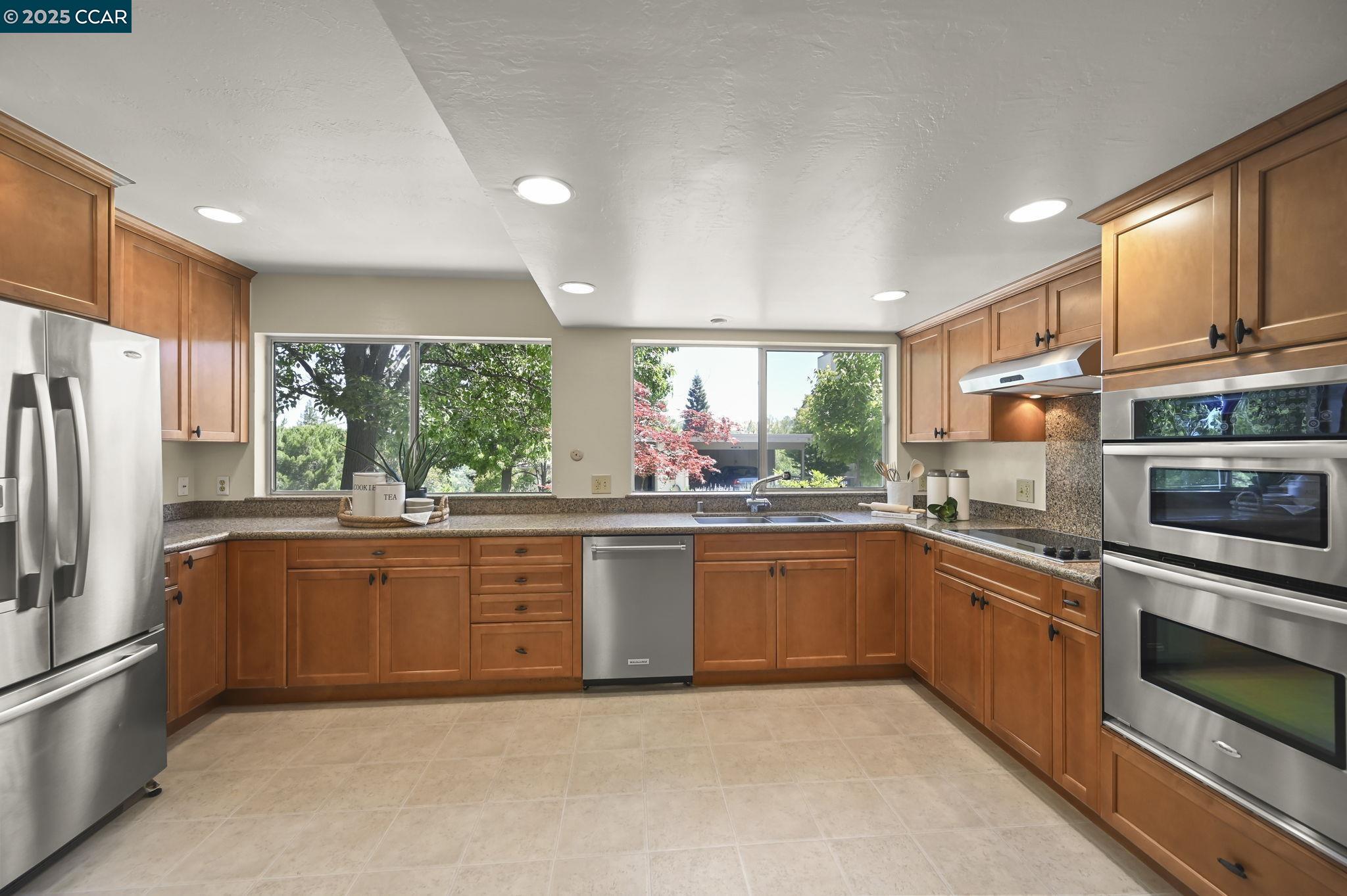 1801 Ptarmigan Dr. # 1A