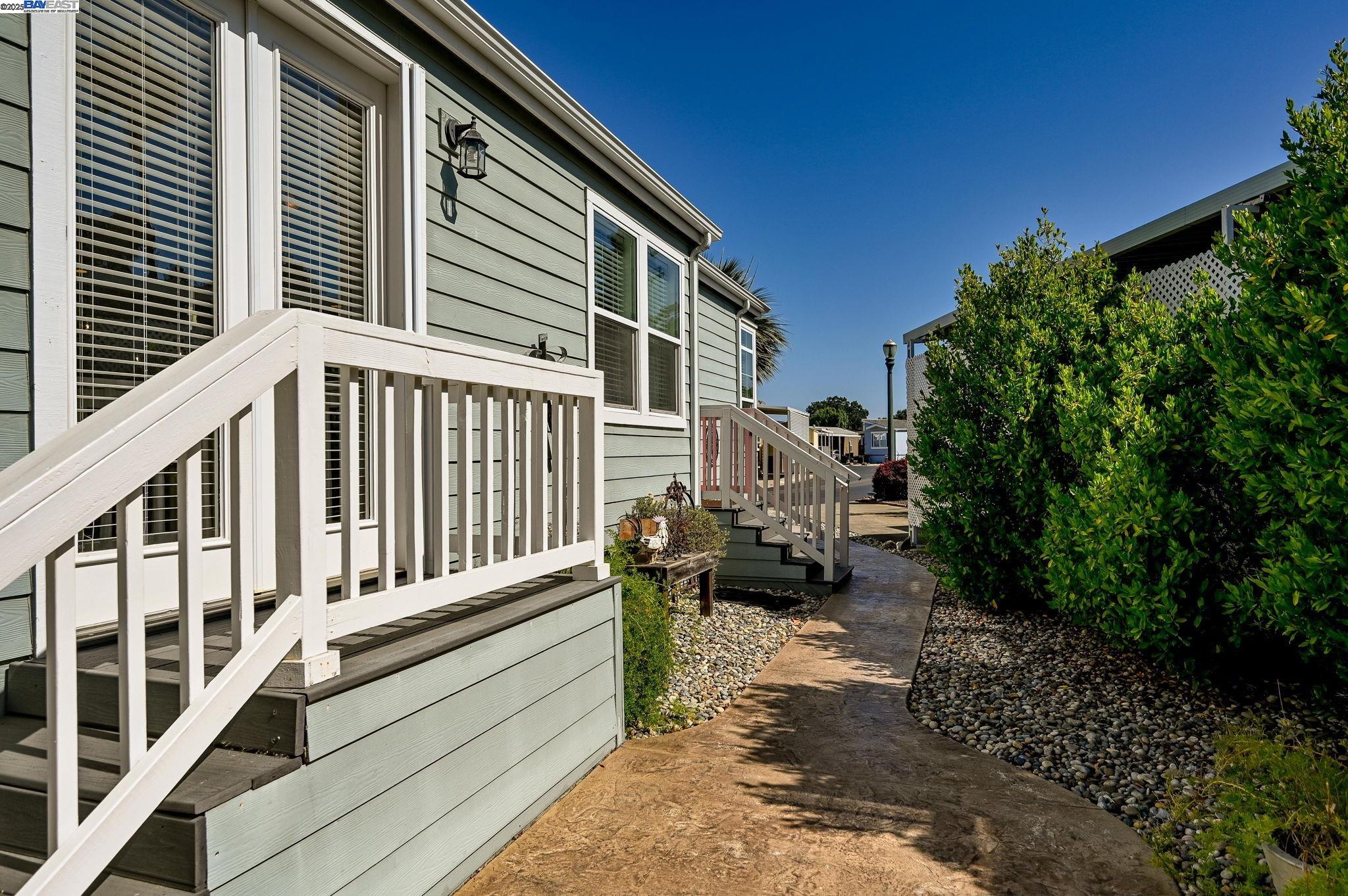 3263 Vineyard Ave., #116 # 116