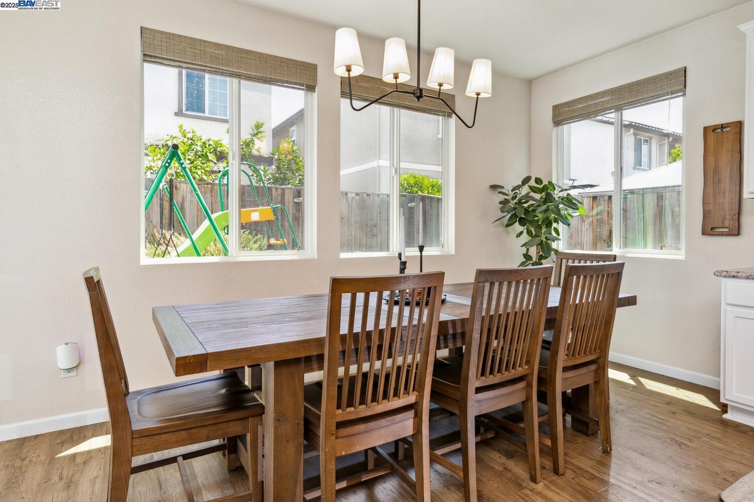 280 Coolcrest Dr.
