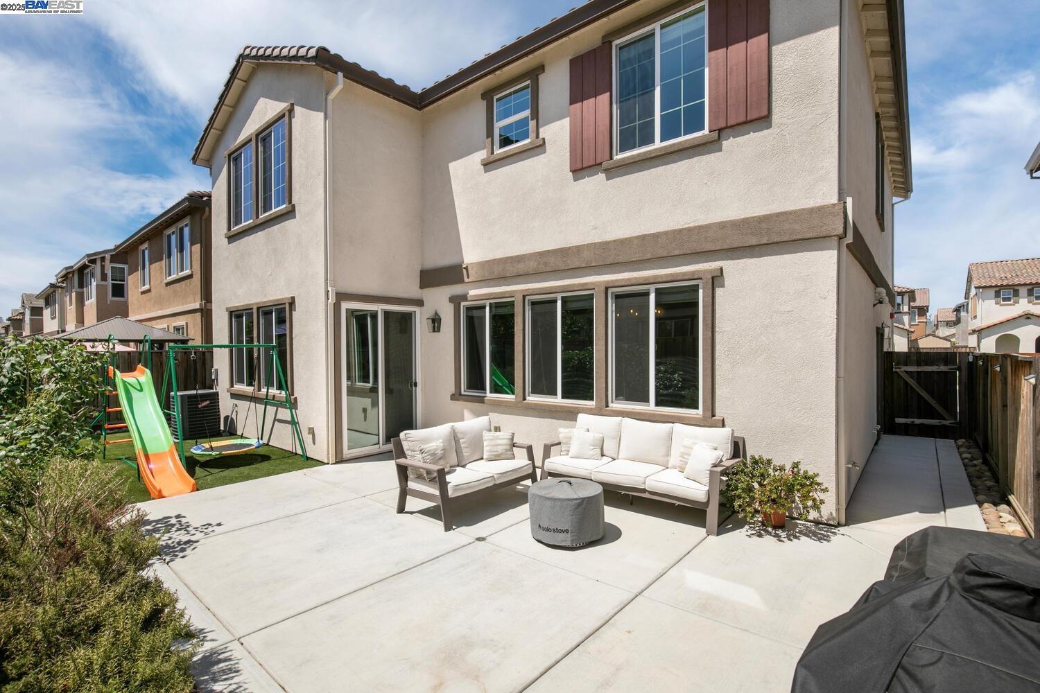 280 Coolcrest Dr.